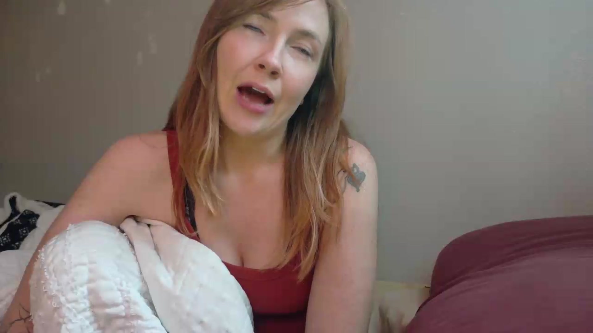 Gallery image thumbnail from KirbyCutie's myfreecams stream on, 06/08/2026, 22:06 image 16 of 20