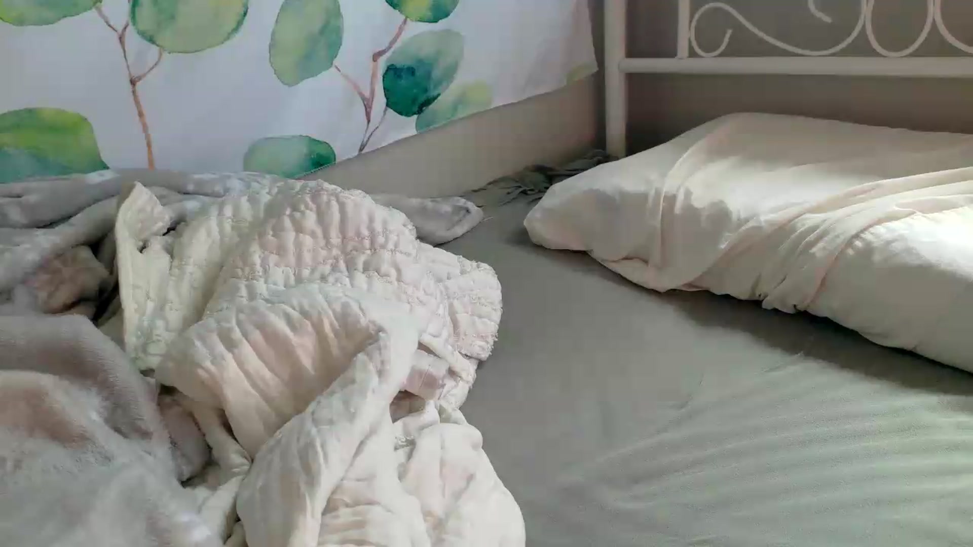 Gallery image thumbnail from KirbyCutie's myfreecams stream on, 08/08/2026, 19:47 image 12 of 20