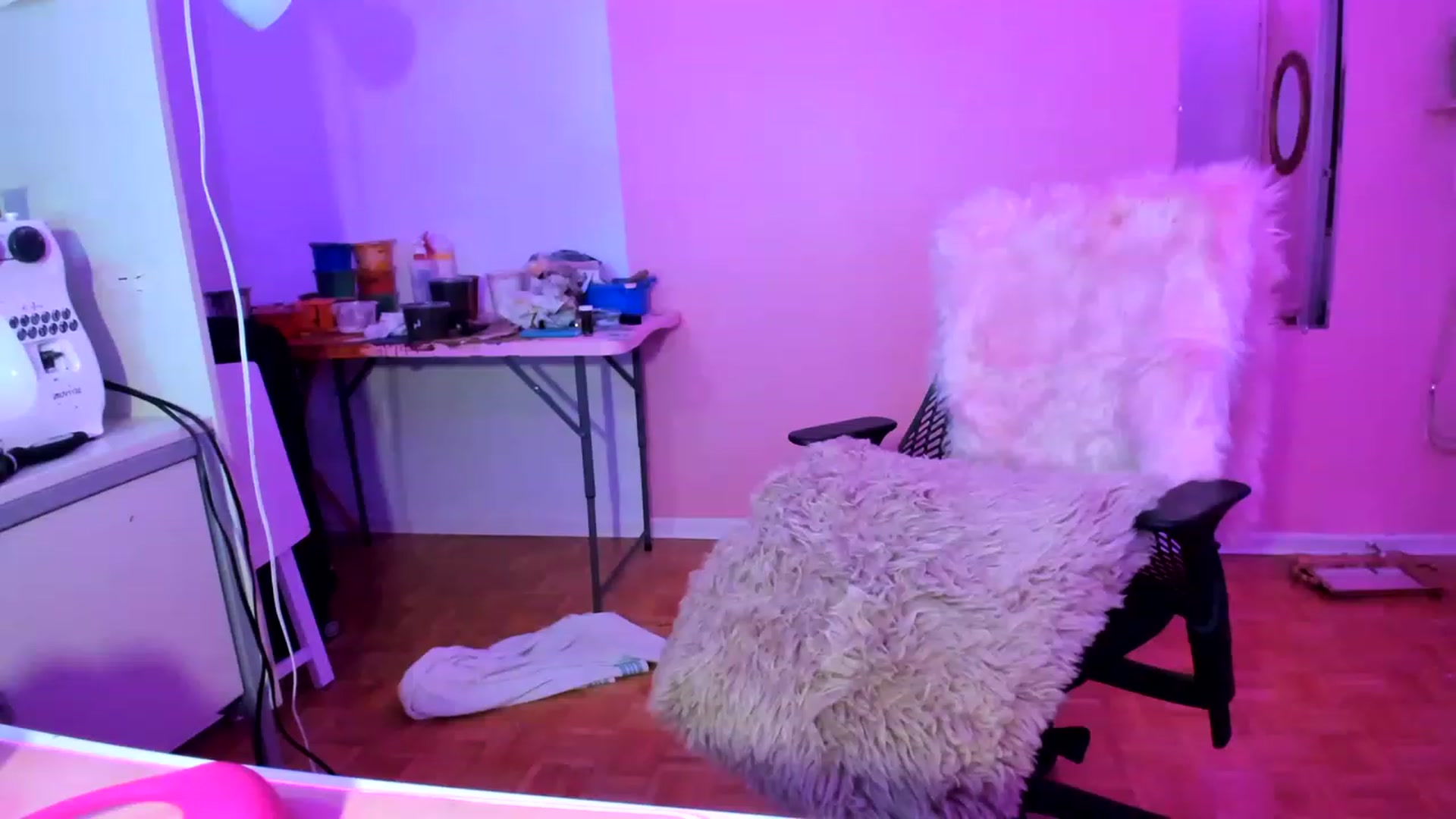 Gallery image thumbnail from KiriHill's myfreecams stream on, 02/13/2023, 05:18 image 20 of 20