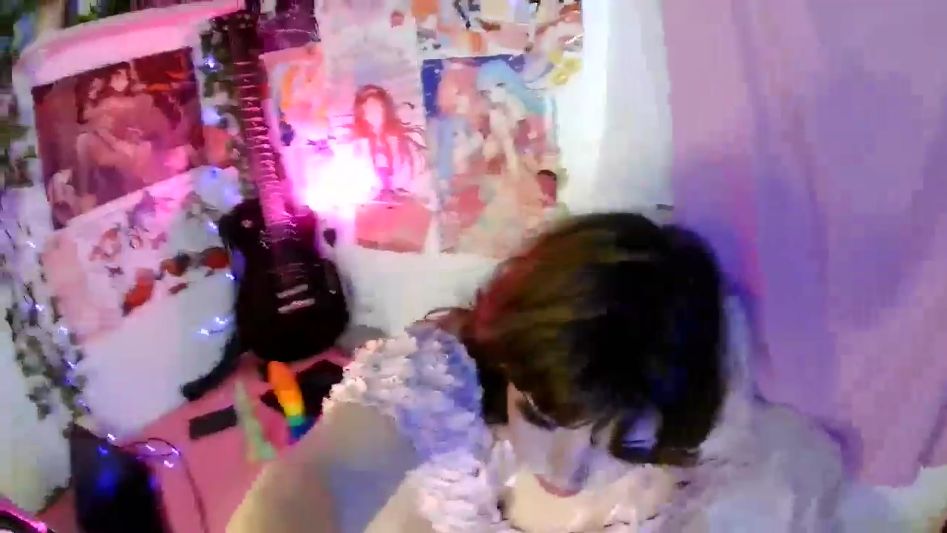 Gallery image thumbnail from KiriHill's myfreecams stream on, 11/20/2025, 04:46 image 5 of 20
