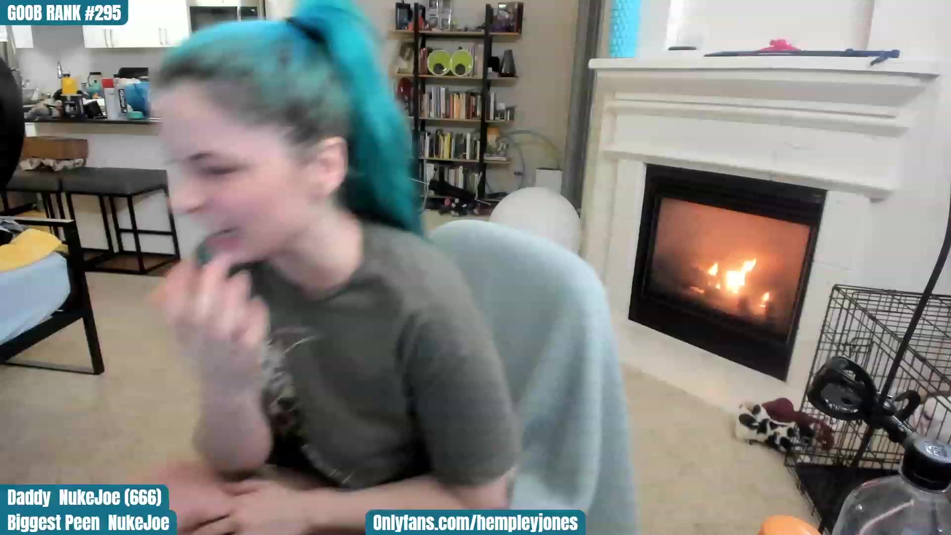 Gallery image thumbnail from KismaAss's myfreecams stream on, 01/03/2023, 01:35 image 6 of 20