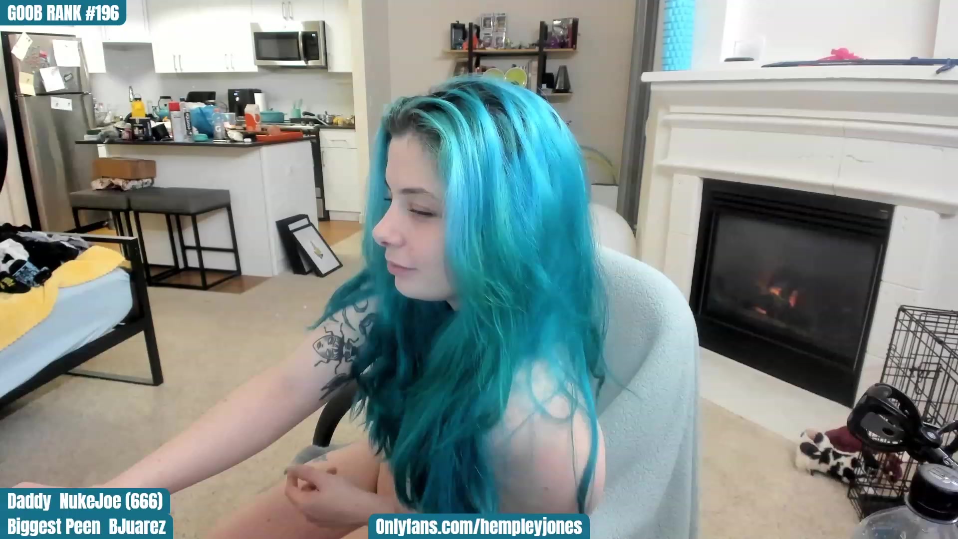 Gallery image thumbnail from KismaAss's myfreecams stream on, 01/03/2023, 02:53 image 14 of 20