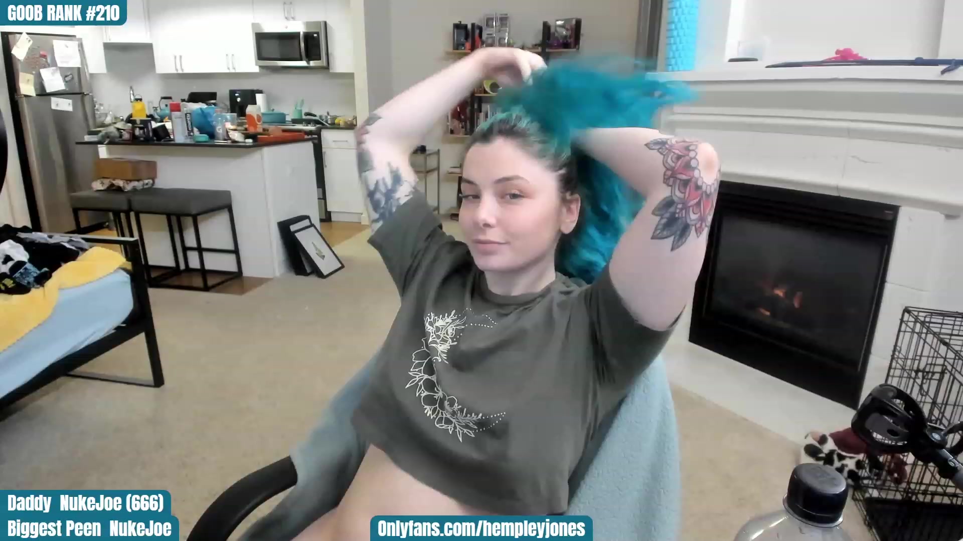 Gallery image thumbnail from KismaAss's myfreecams stream on, 01/03/2023, 02:53 image 2 of 20