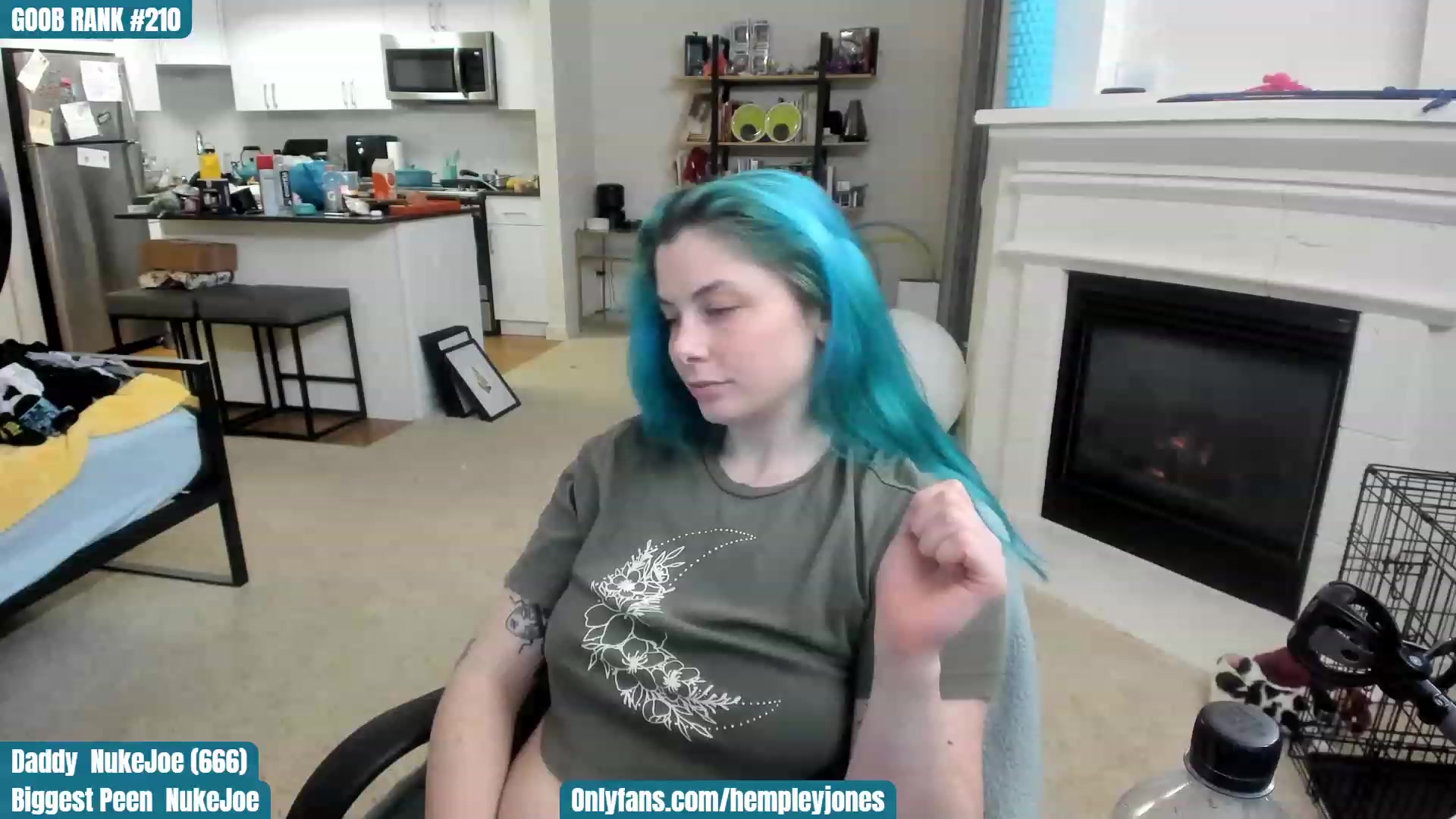 Gallery image thumbnail from KismaAss's myfreecams stream on, 01/03/2023, 02:53 image 3 of 20