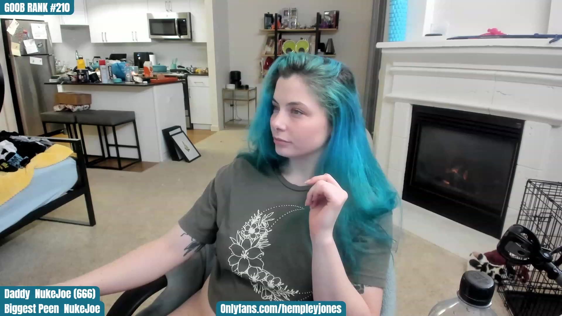 Gallery image thumbnail from KismaAss's myfreecams stream on, 01/03/2023, 02:53 image 1 of 20