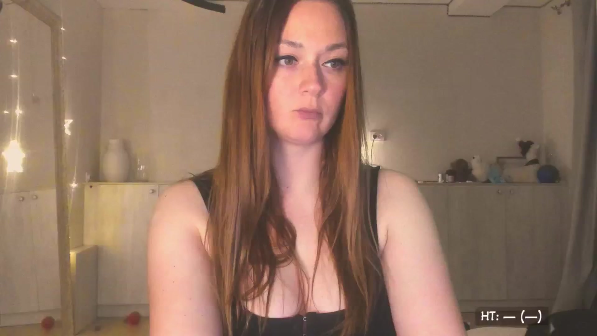 Gallery image thumbnail from KissMyEyess's myfreecams stream on, 07/06/2025, 02:07 image 3 of 20
