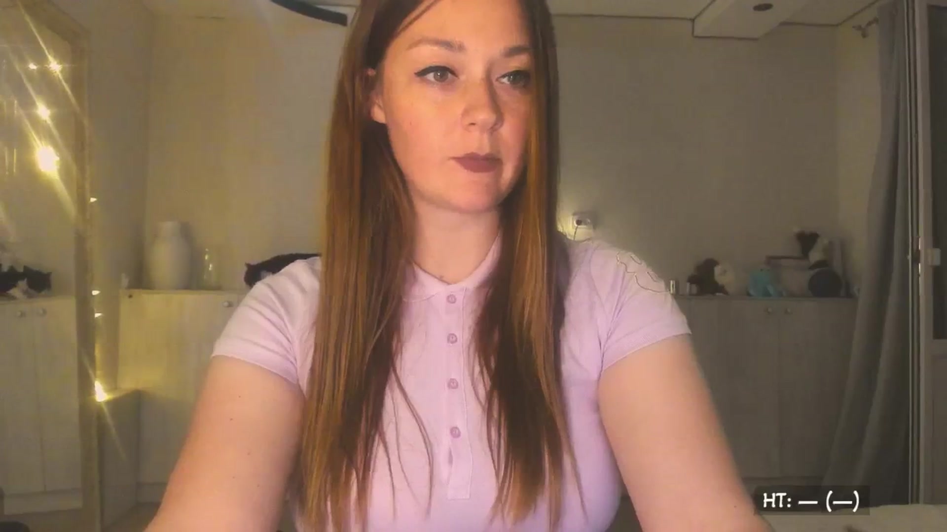 Gallery image thumbnail from KissMyEyess's myfreecams stream on, 07/12/2025, 24:00 image 5 of 20
