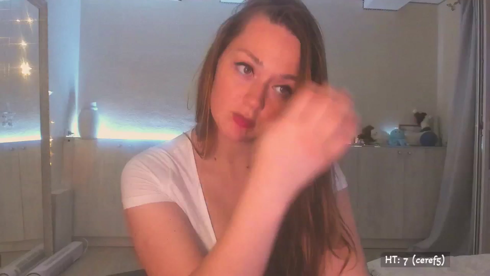 Gallery image thumbnail from KissMyEyess's myfreecams stream on, 07/17/2025, 24:25 image 19 of 20