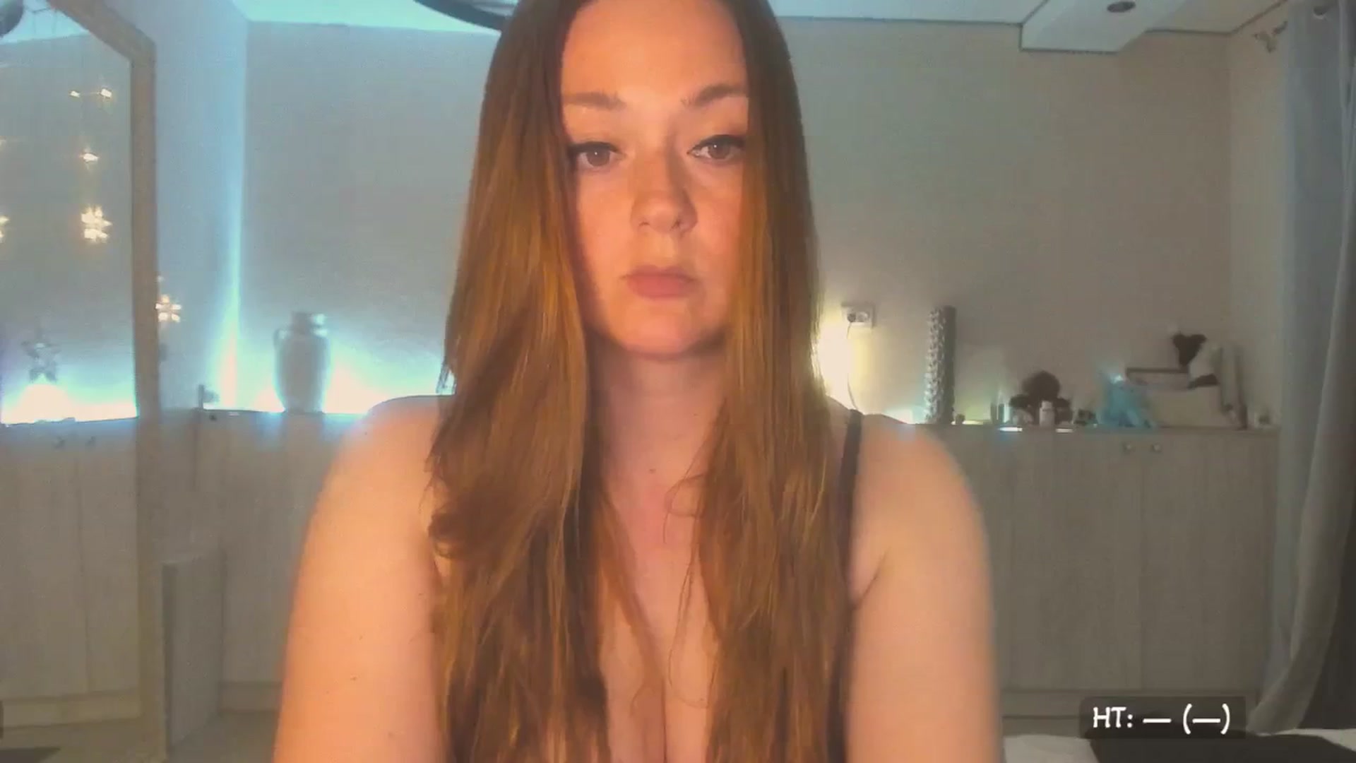 Gallery image thumbnail from KissMyEyess's myfreecams stream on, 07/24/2025, 24:24 image 19 of 20