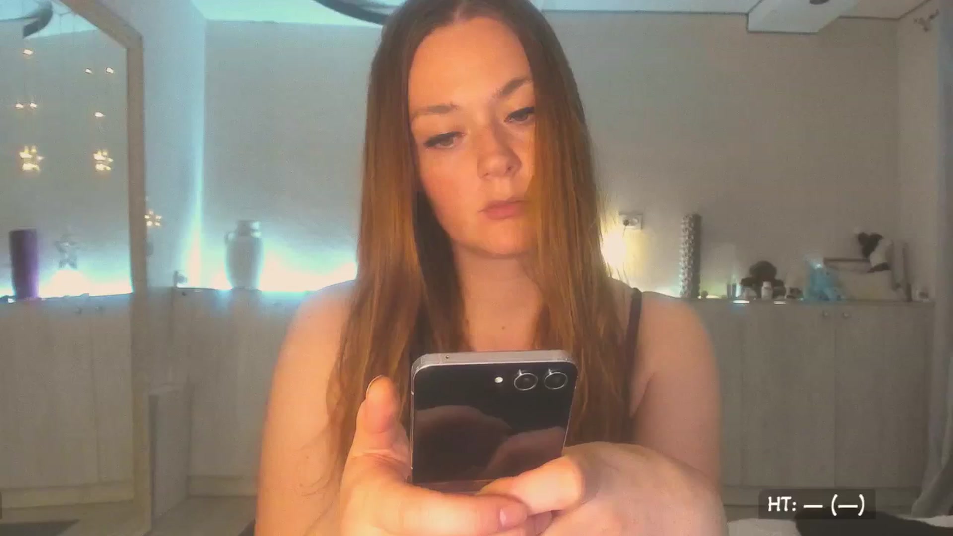 Gallery image thumbnail from KissMyEyess's myfreecams stream on, 07/24/2025, 24:24 image 12 of 20