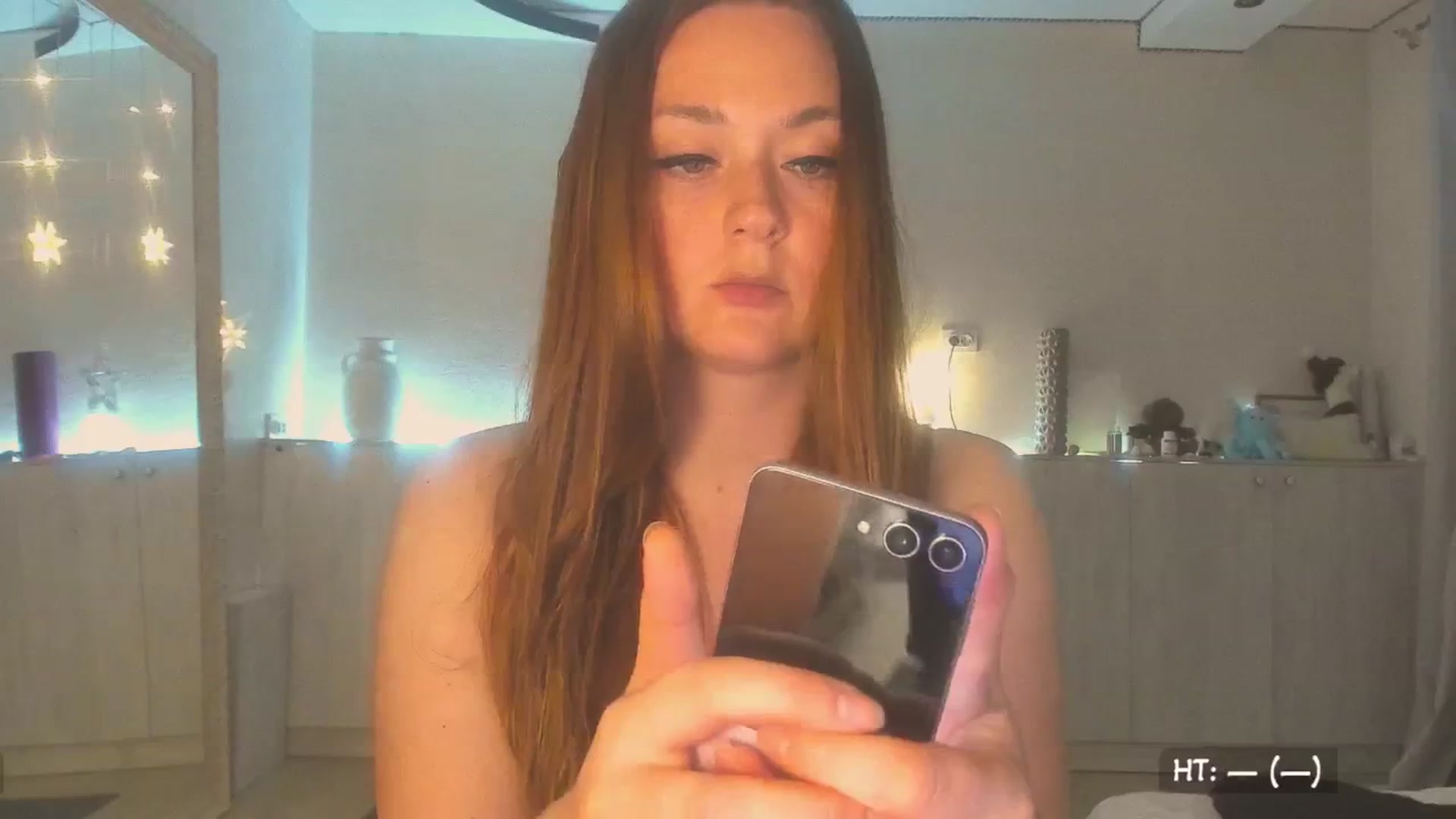 Gallery image thumbnail from KissMyEyess's myfreecams stream on, 07/24/2025, 24:24 image 11 of 20