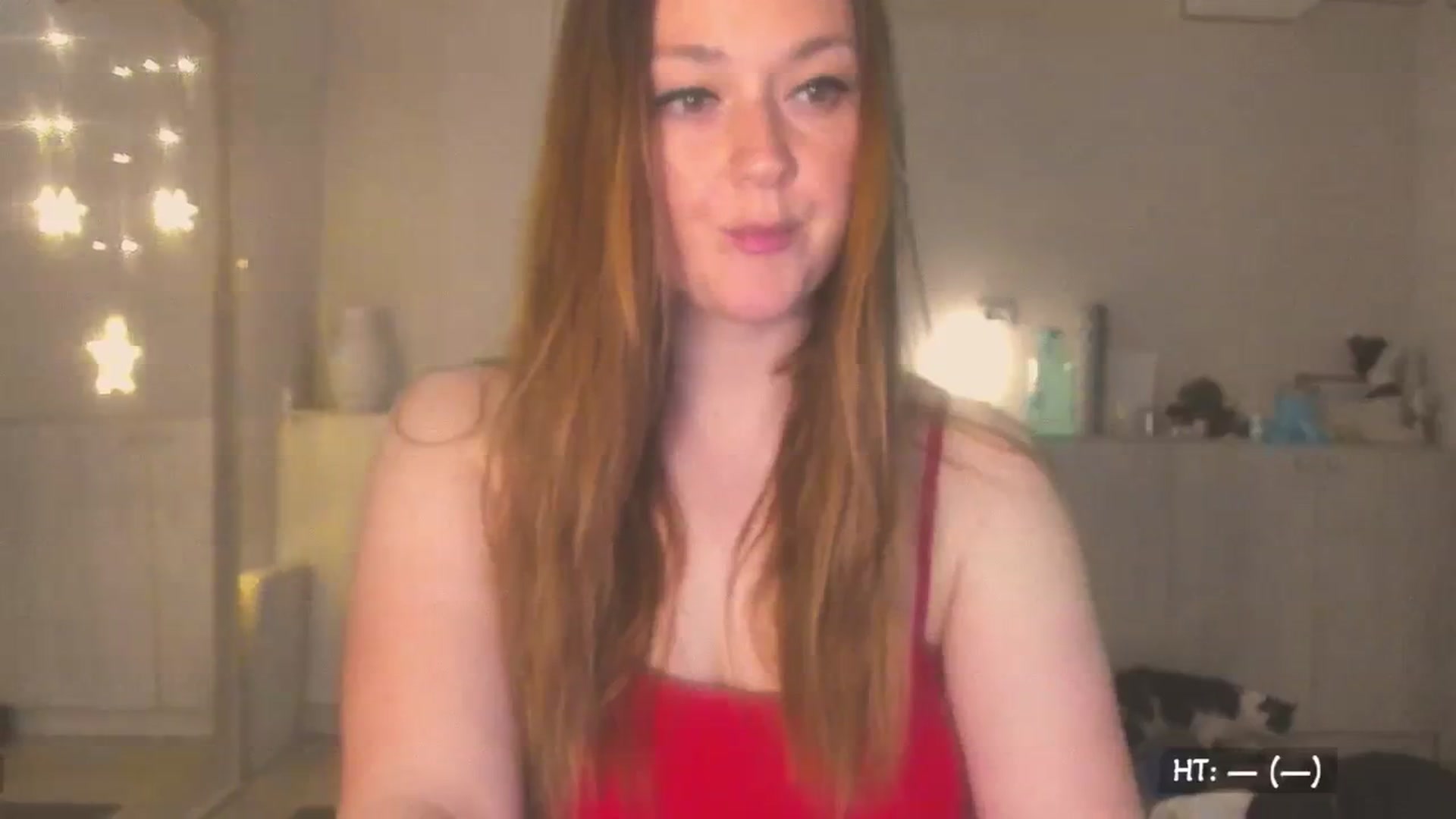 Gallery image thumbnail from KissMyEyess's myfreecams stream on, 07/25/2025, 01:55 image 9 of 20
