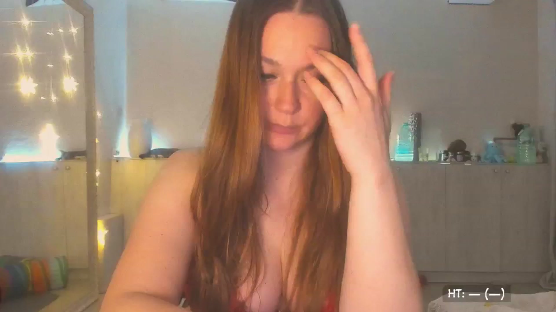 Gallery image thumbnail from KissMyEyess's myfreecams stream on, 07/26/2025, 02:19 image 3 of 20