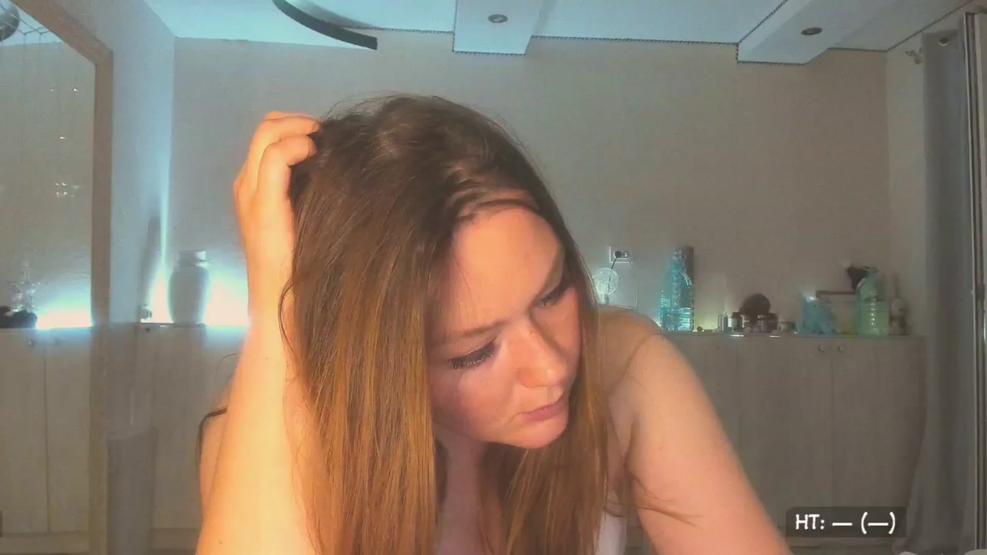 Gallery image thumbnail from KissMyEyess's myfreecams stream on, 07/27/2025, 02:21 image 3 of 20