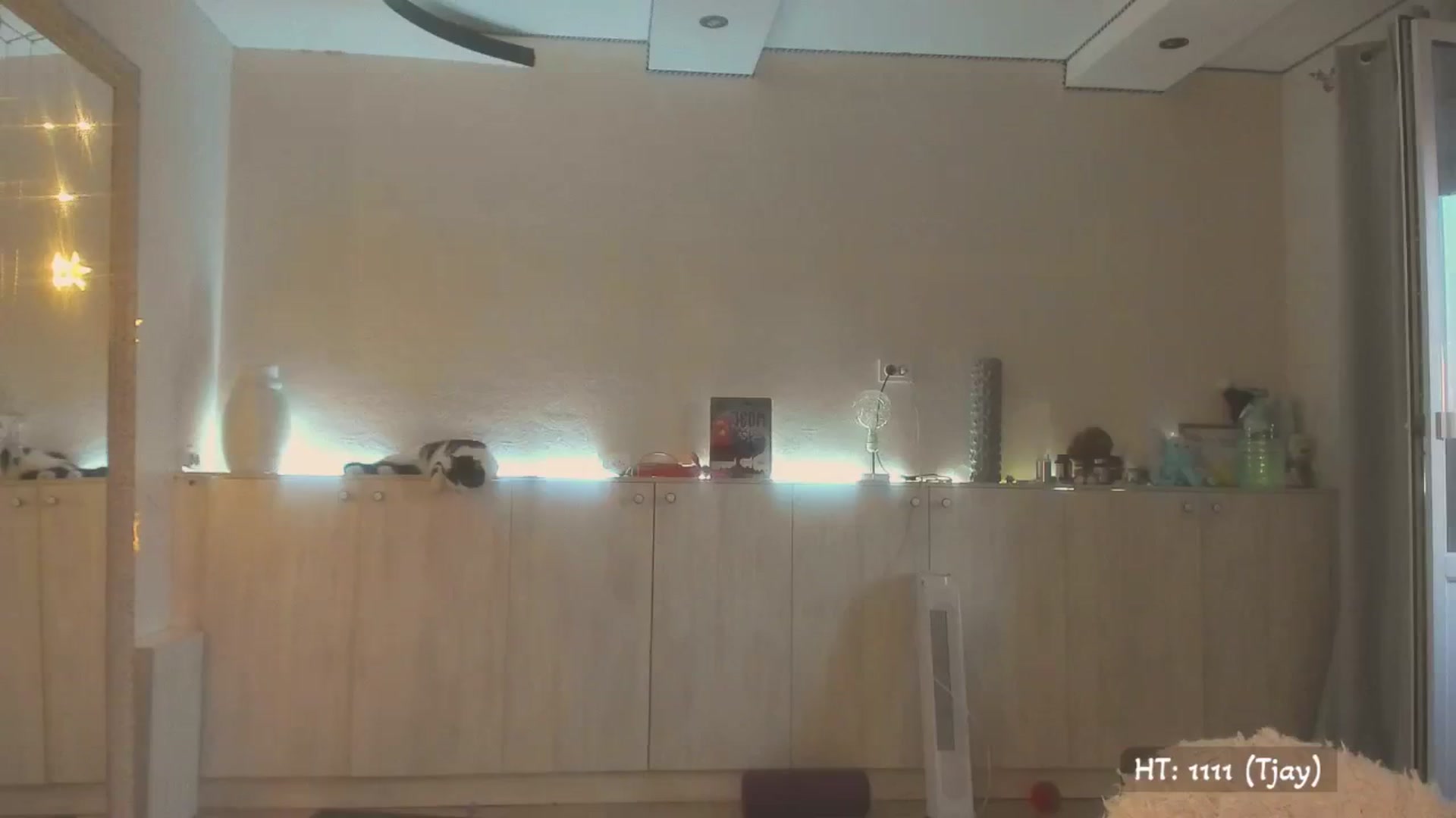 Gallery image thumbnail from KissMyEyess's myfreecams stream on, 07/27/2025, 02:21 image 15 of 20