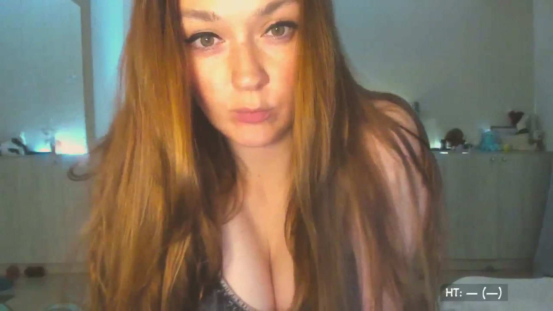 Gallery image thumbnail from KissMyEyess's myfreecams stream on, 07/30/2025, 24:00 image 11 of 20