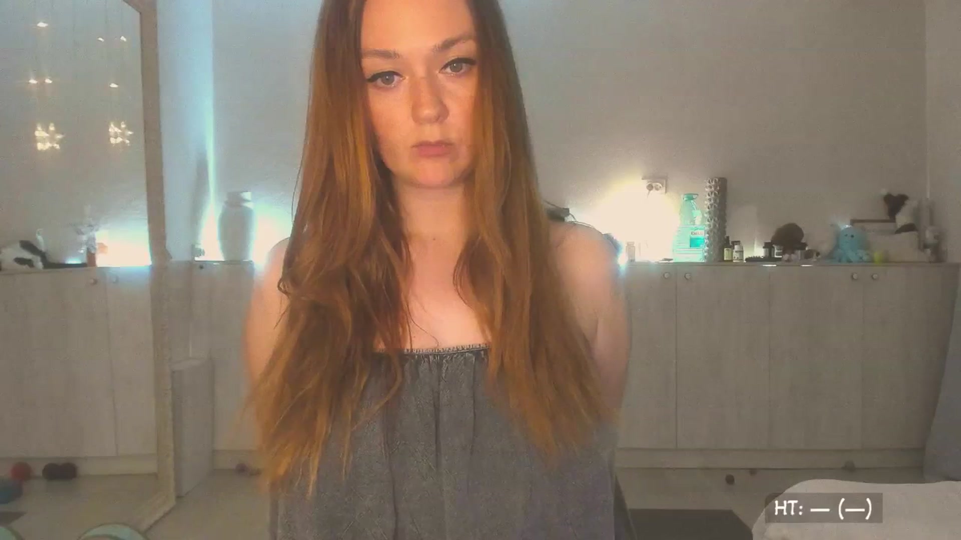 Gallery image thumbnail from KissMyEyess's myfreecams stream on, 07/30/2025, 24:00 image 18 of 20
