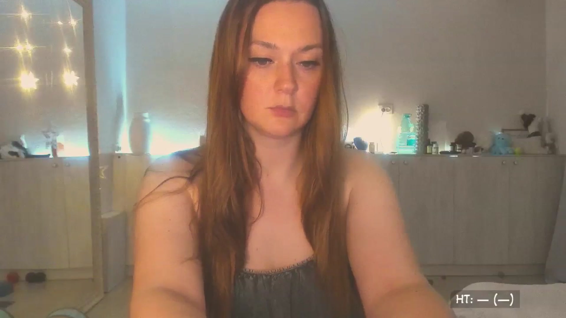 Gallery image thumbnail from KissMyEyess's myfreecams stream on, 07/30/2025, 24:00 image 6 of 20
