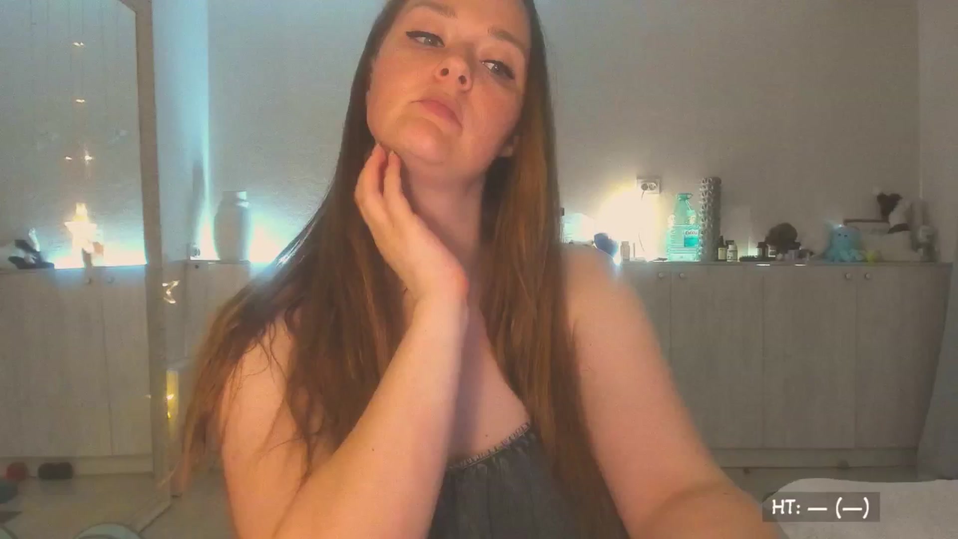 Gallery image thumbnail from KissMyEyess's myfreecams stream on, 07/30/2025, 24:00 image 1 of 20