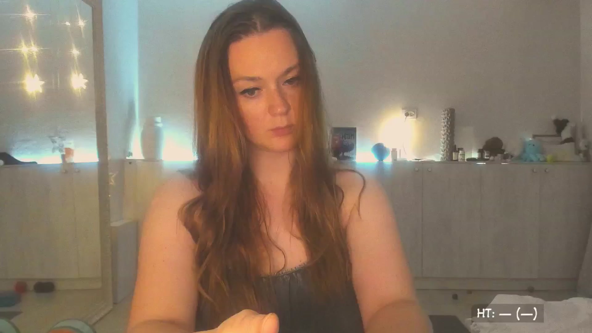 Gallery image thumbnail from KissMyEyess's myfreecams stream on, 07/30/2025, 01:14 image 15 of 20