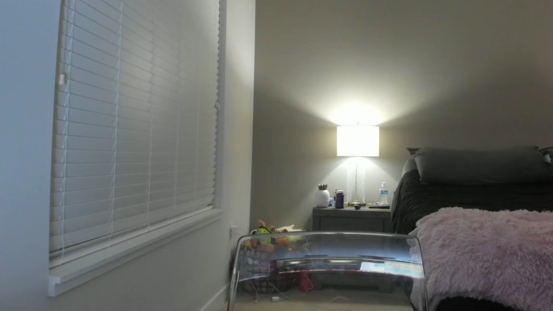 Gallery image thumbnail from KissMyTitsPls's myfreecams stream on, 01/18/2023, 02:40 image 2 of 20