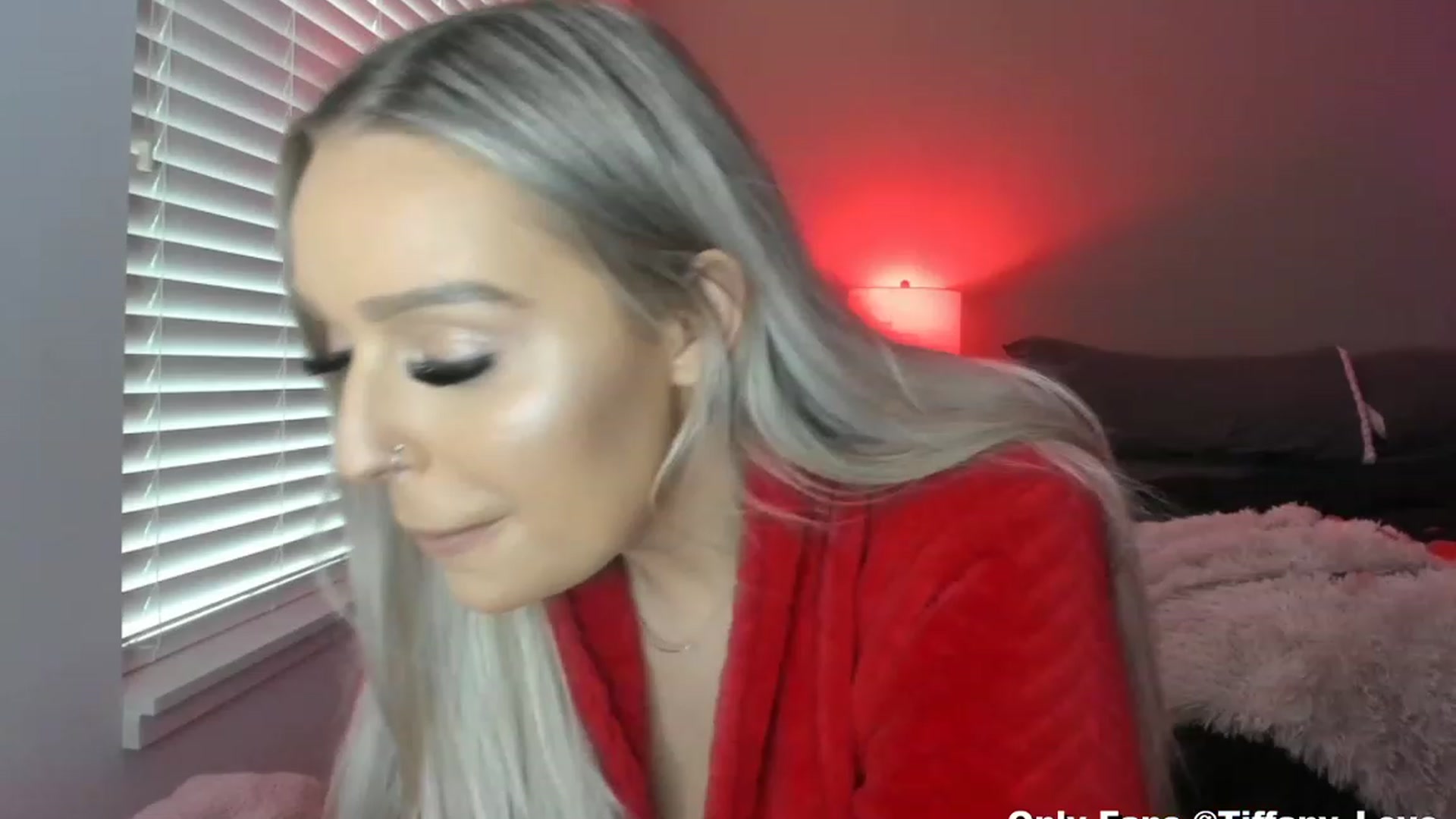 Gallery image thumbnail from KissMyTitsPls's myfreecams stream on, 02/14/2023, 21:54 image 7 of 20