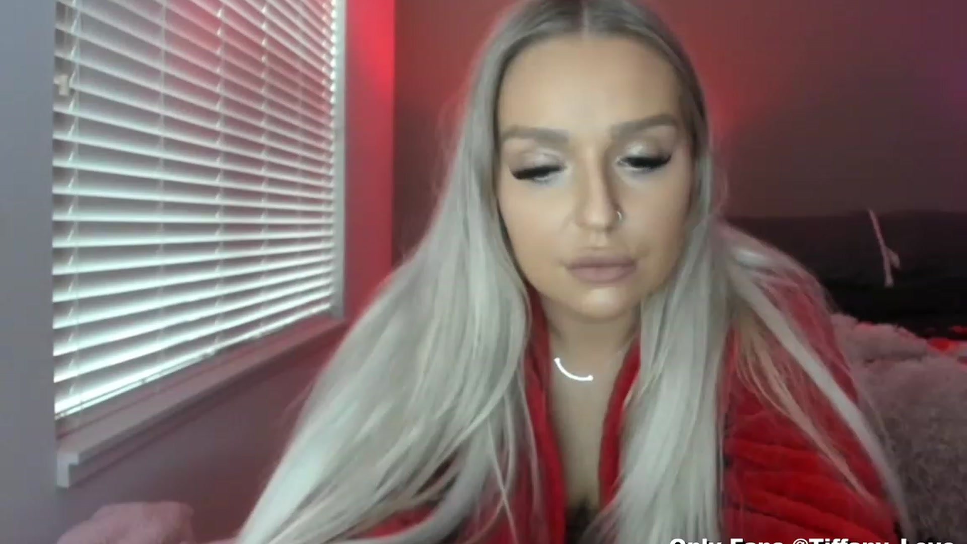 Gallery image thumbnail from KissMyTitsPls's myfreecams stream on, 02/14/2023, 21:54 image 4 of 20