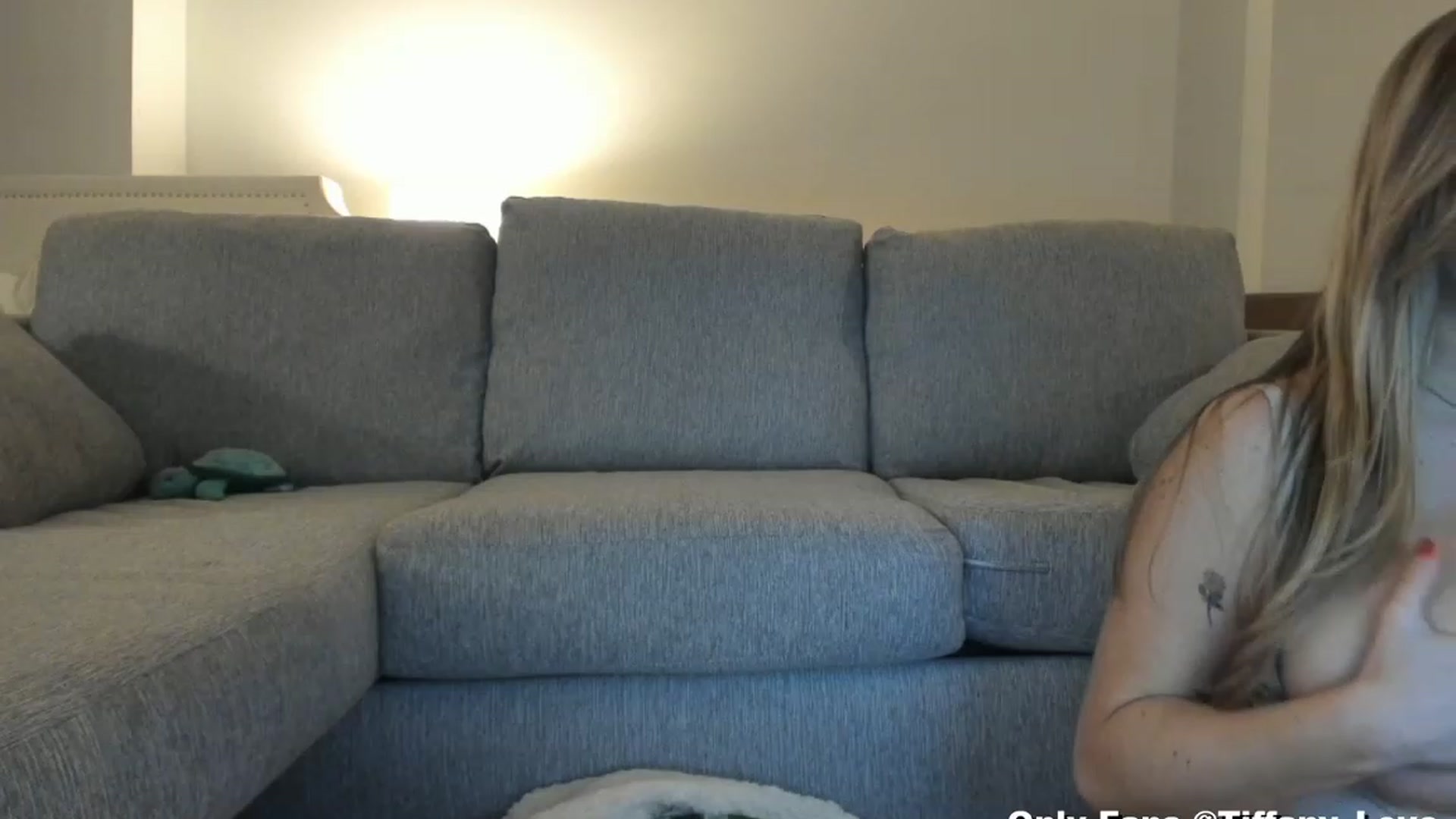 Gallery image thumbnail from KissMyTitsPls's myfreecams stream on, 05/21/2023, 04:41 image 17 of 20