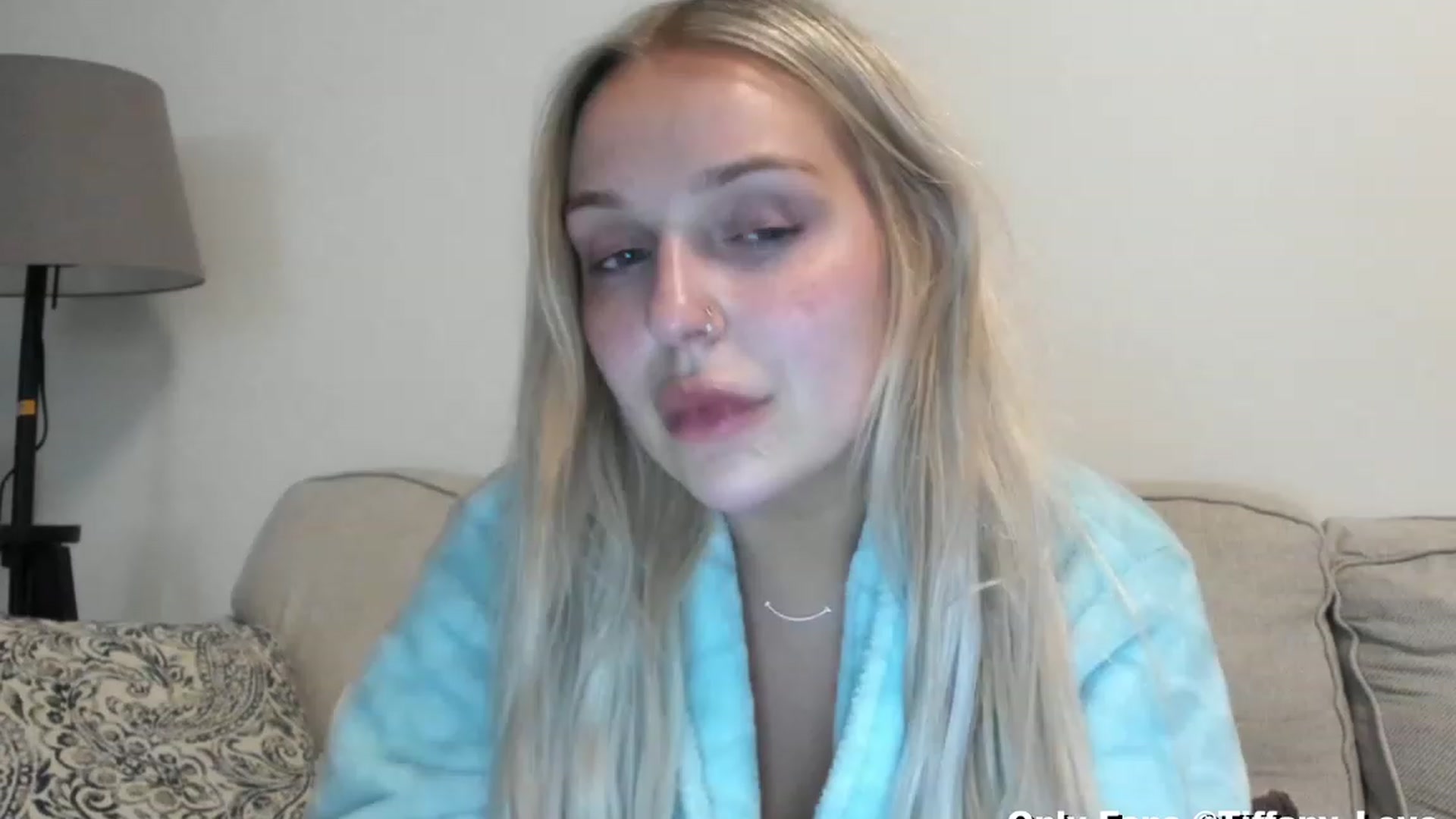 Gallery image thumbnail from KissMyTitsPls's myfreecams stream on, 10/05/2023, 04:13 image 18 of 20