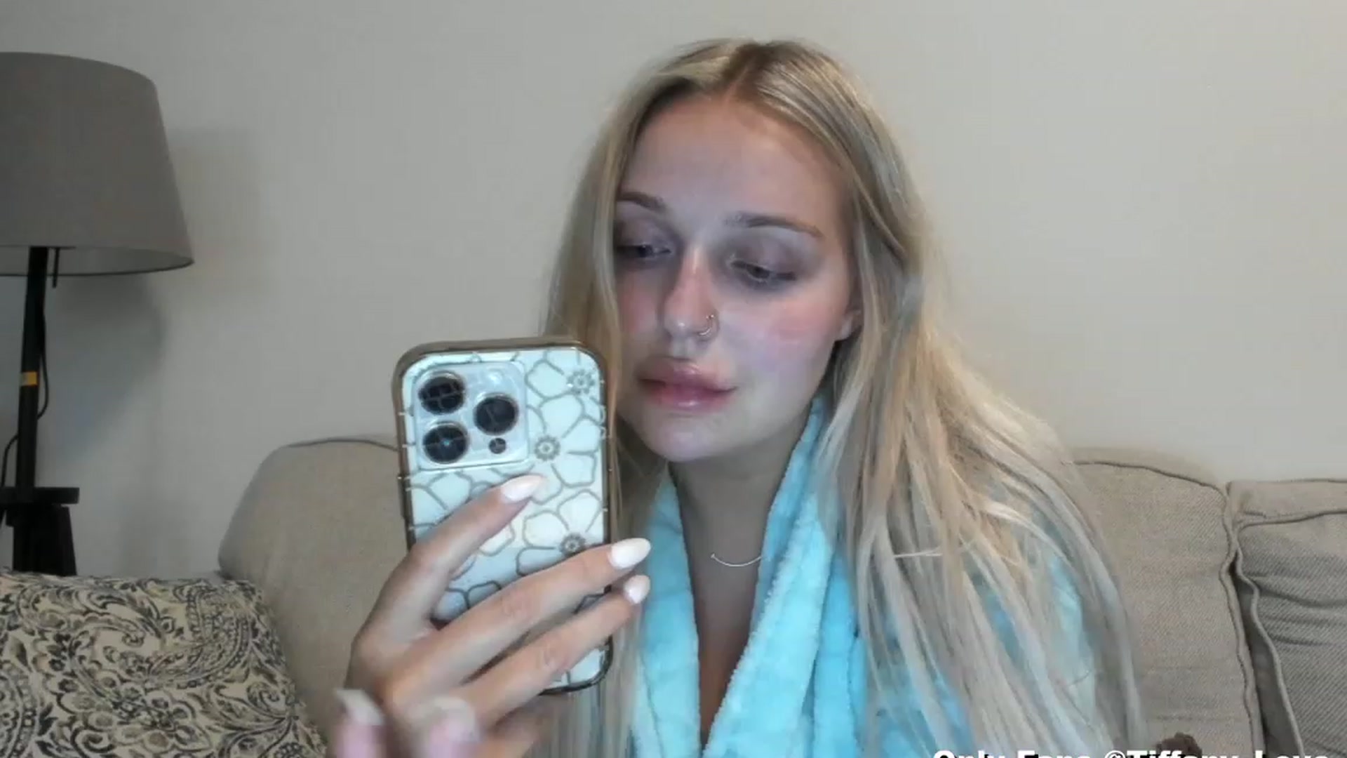 Gallery image thumbnail from KissMyTitsPls's myfreecams stream on, 10/05/2023, 04:13 image 15 of 20