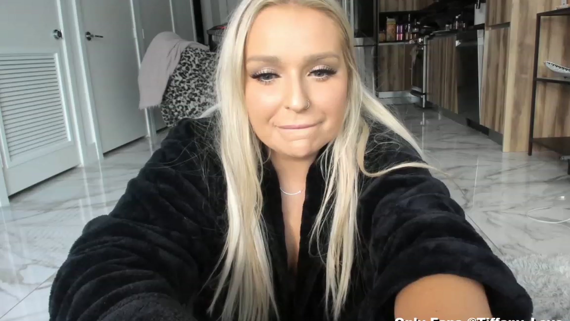 Gallery image thumbnail from KissMyTitsPls's myfreecams stream on, 10/23/2023, 21:52 image 20 of 20