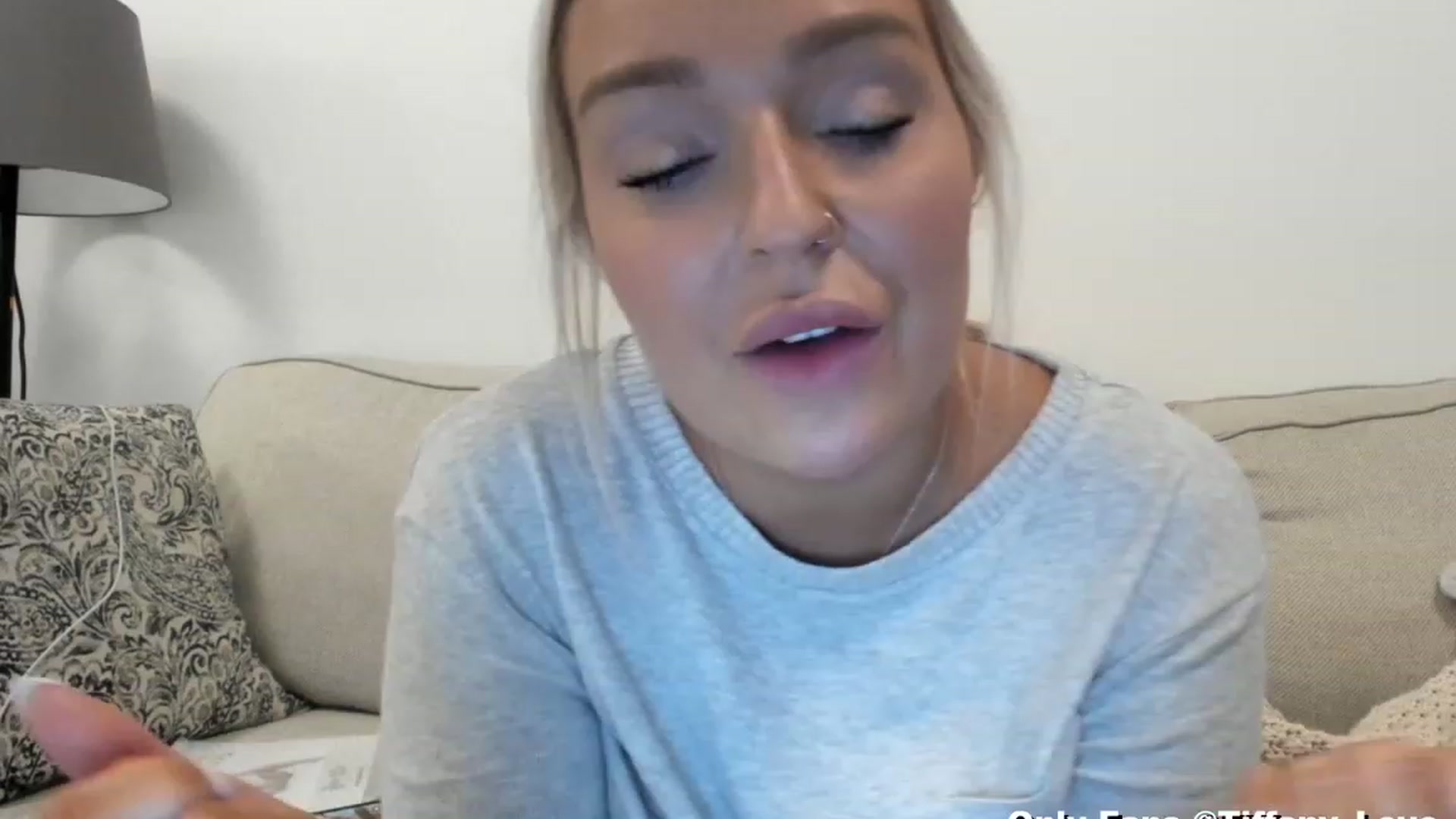 Gallery image thumbnail from KissMyTitsPls's myfreecams stream on, 01/09/2024, 05:22 image 7 of 20