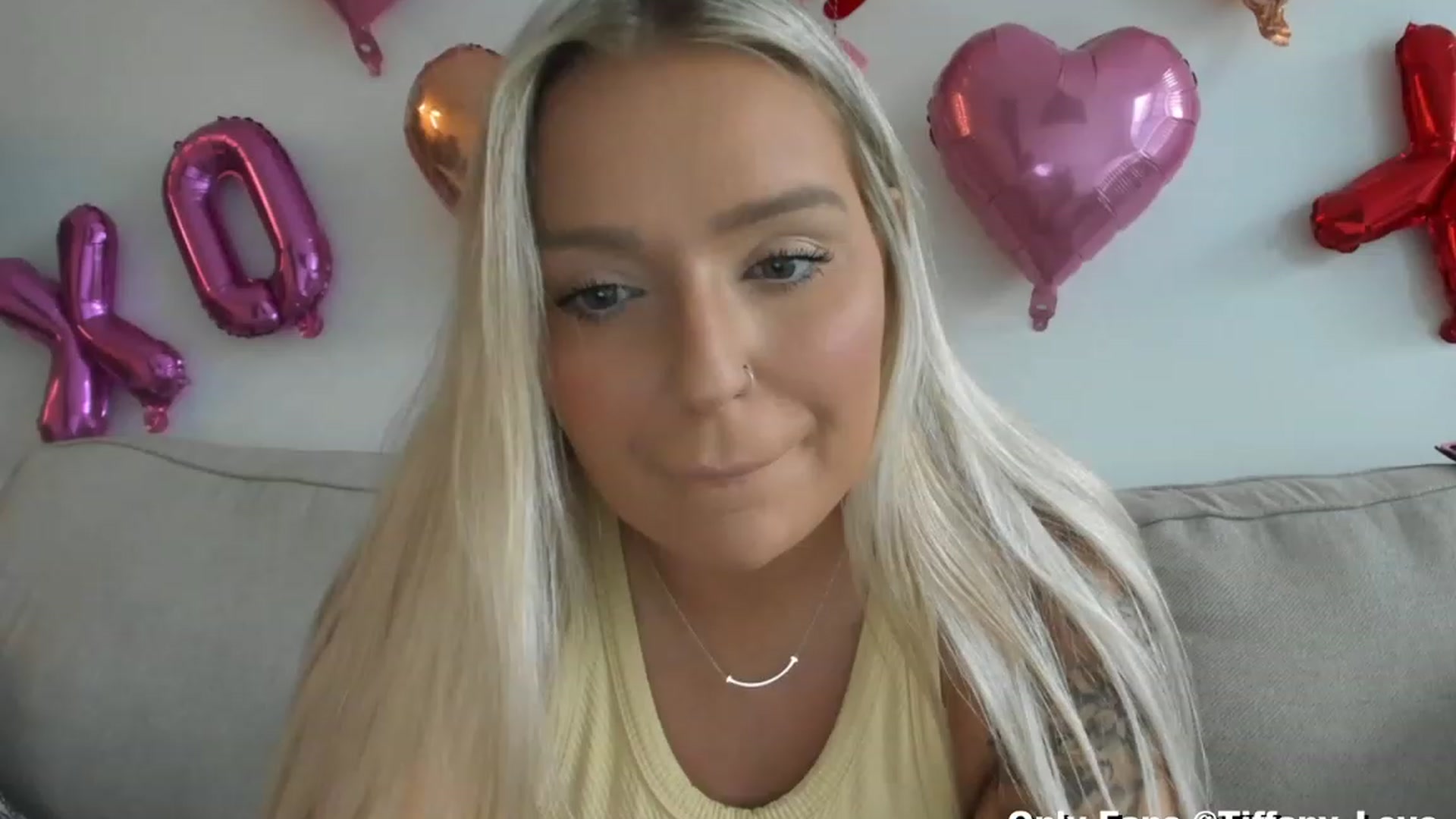 Gallery image thumbnail from KissMyTitsPls's myfreecams stream on, 02/09/2024, 22:06 image 5 of 20