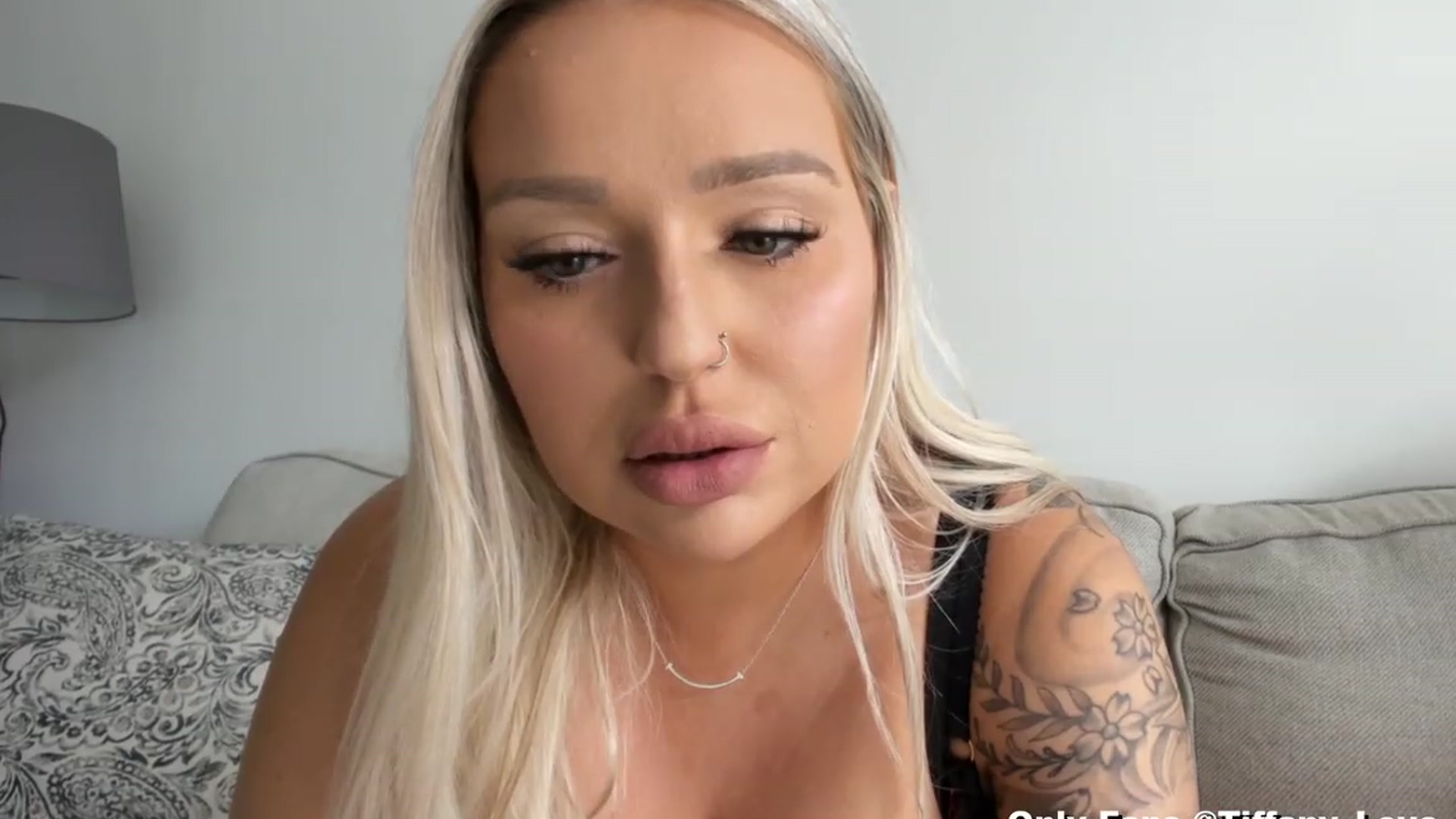 Gallery image thumbnail from KissMyTitsPls's myfreecams stream on, 02/29/2024, 19:43 image 13 of 20