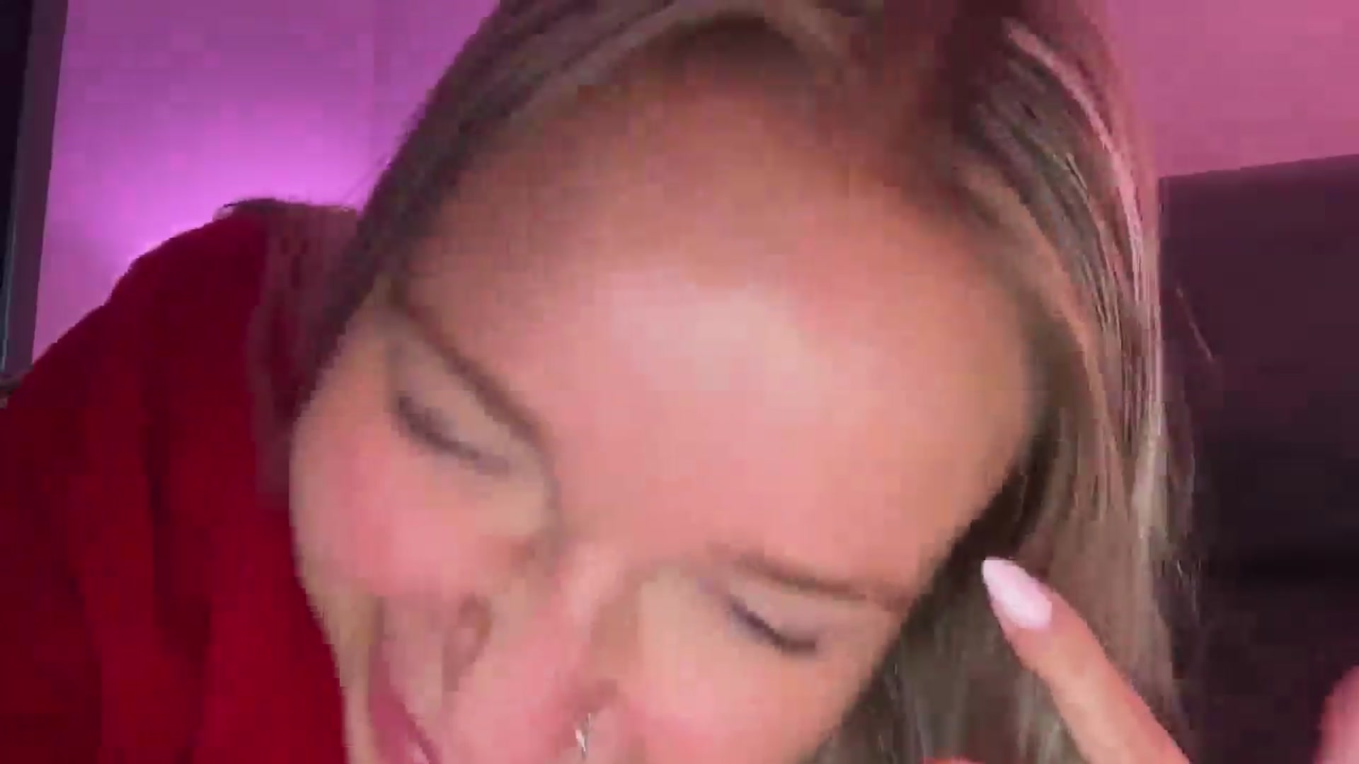 Gallery image thumbnail from KissMyTitsPls's myfreecams stream on, 01/13/2026, 23:42 image 2 of 20