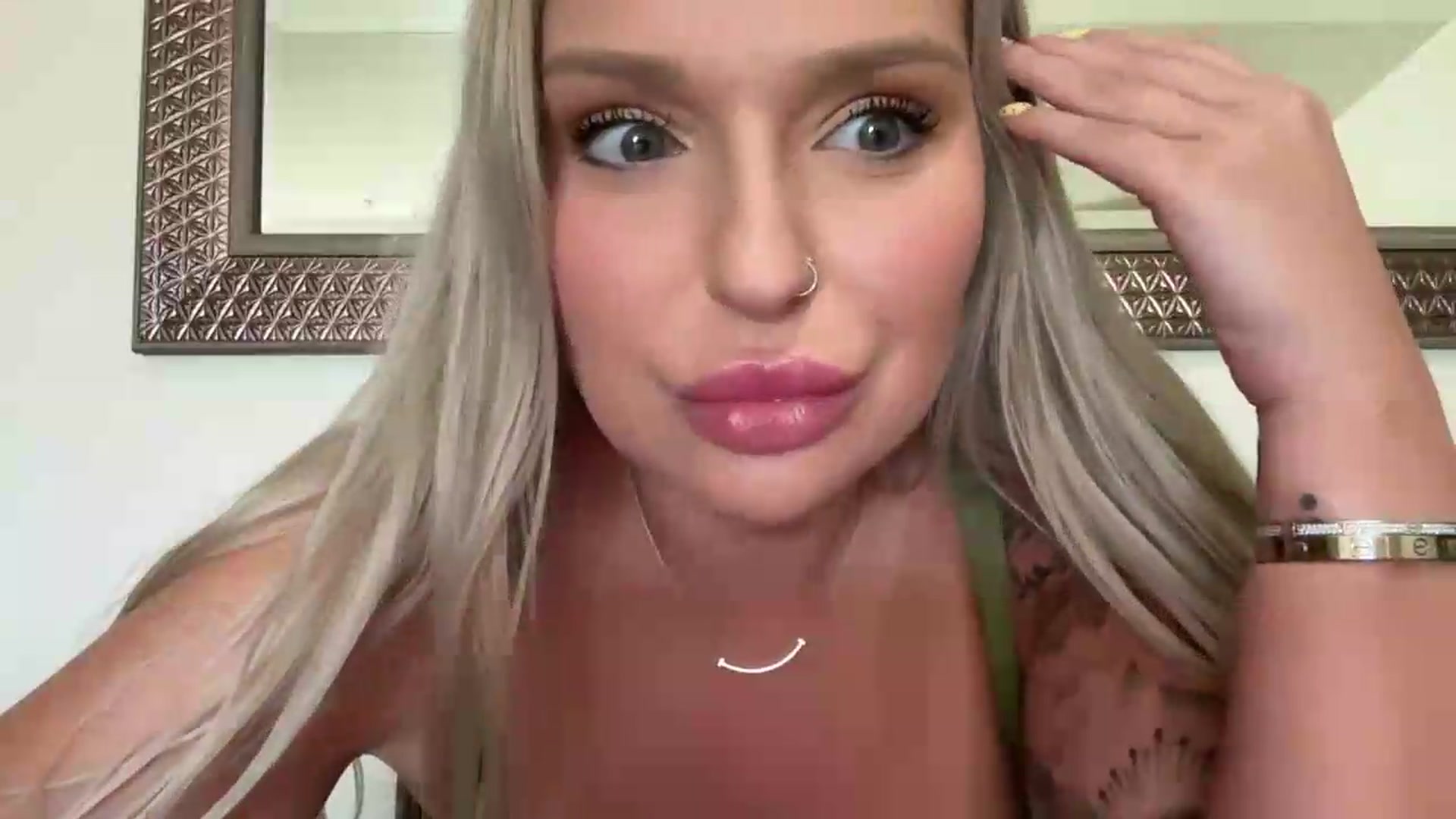 Gallery image thumbnail from KissMyTitsPls's myfreecams stream on, 05/12/2026, 20:07 image 20 of 20