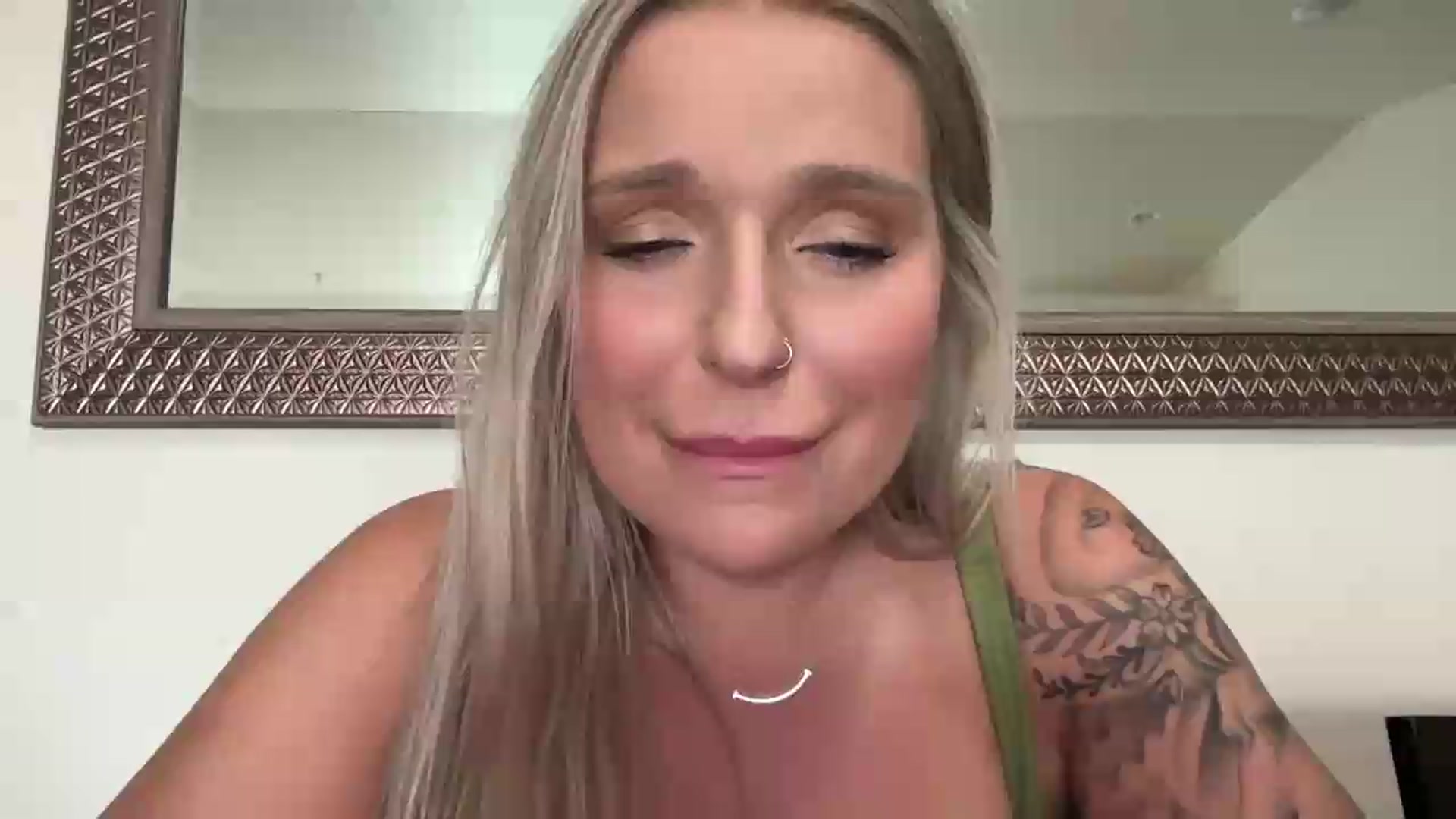 Gallery image thumbnail from KissMyTitsPls's myfreecams stream on, 05/12/2026, 23:22 image 1 of 20