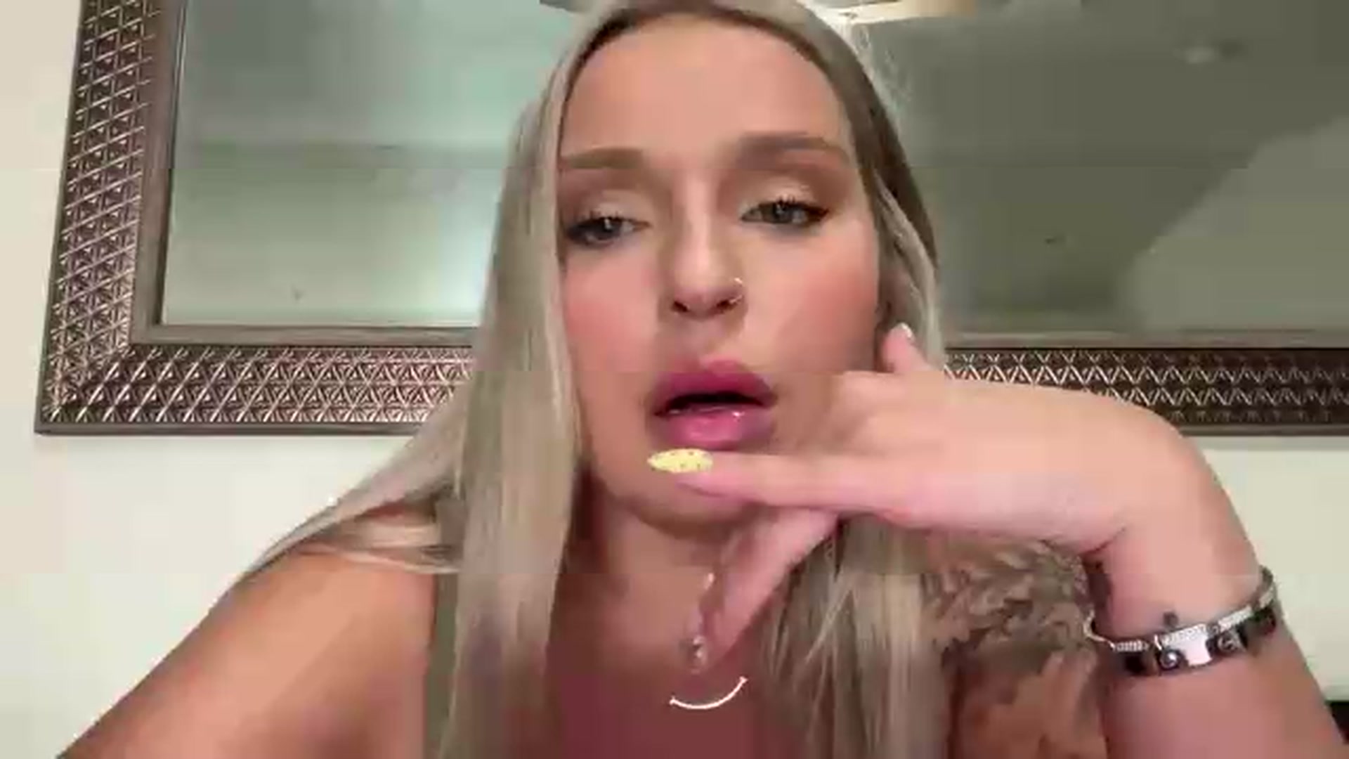 Gallery image thumbnail from KissMyTitsPls's myfreecams stream on, 05/12/2026, 23:22 image 20 of 20