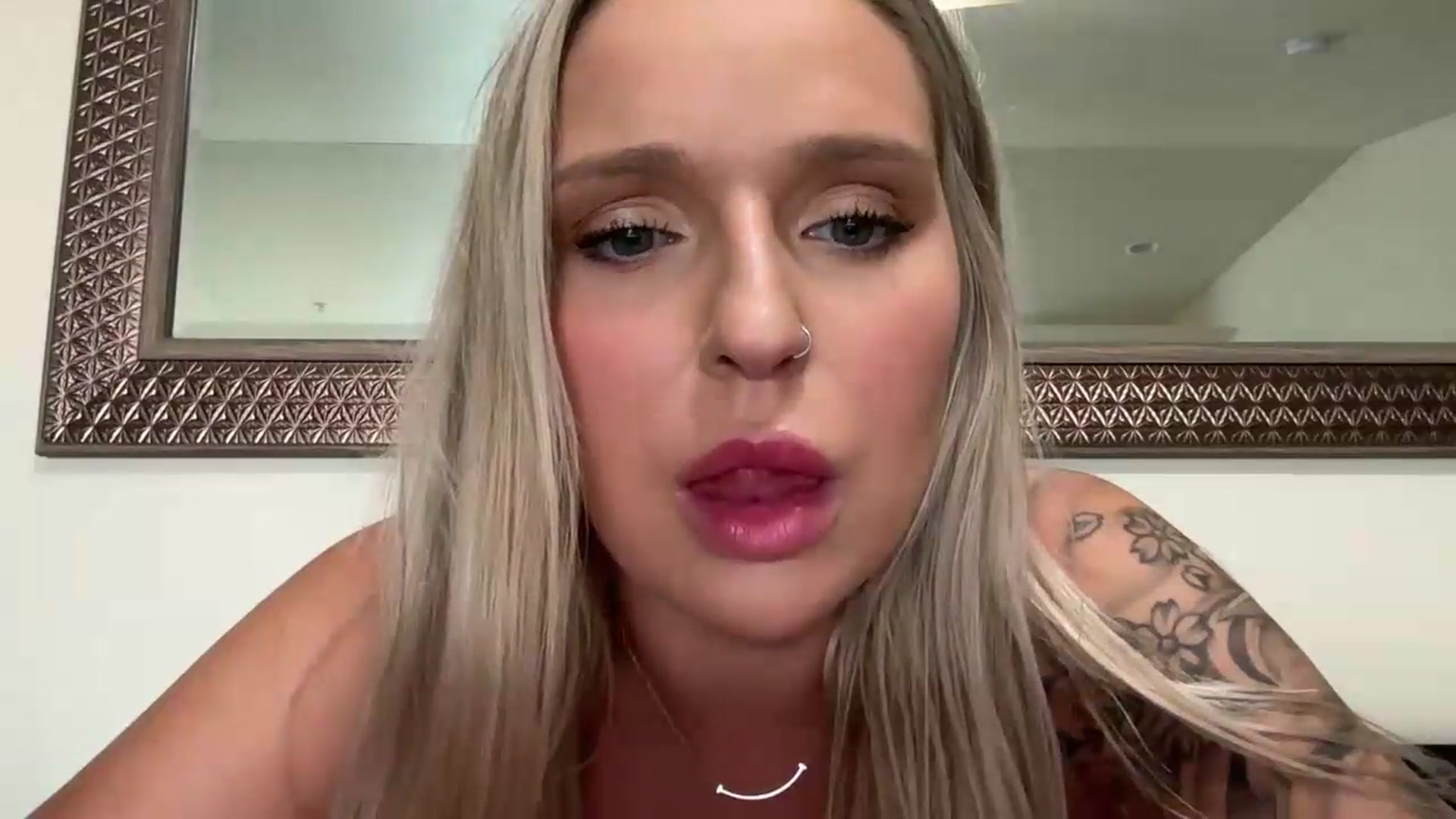 Gallery image thumbnail from KissMyTitsPls's myfreecams stream on, 05/12/2026, 23:22 image 8 of 20