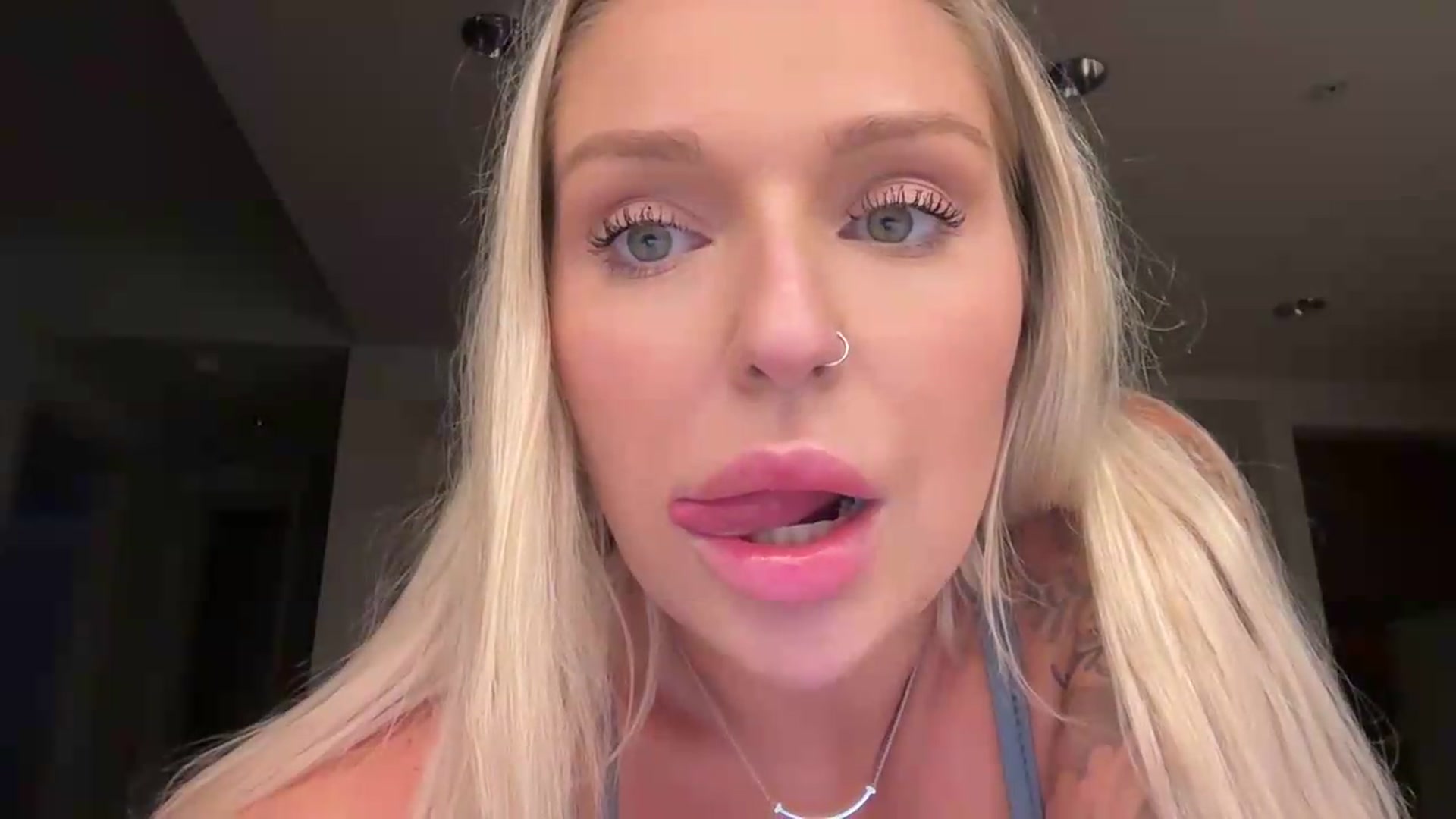 Gallery image thumbnail from KissMyTitsPls's myfreecams stream on, 06/24/2026, 02:59 image 2 of 20
