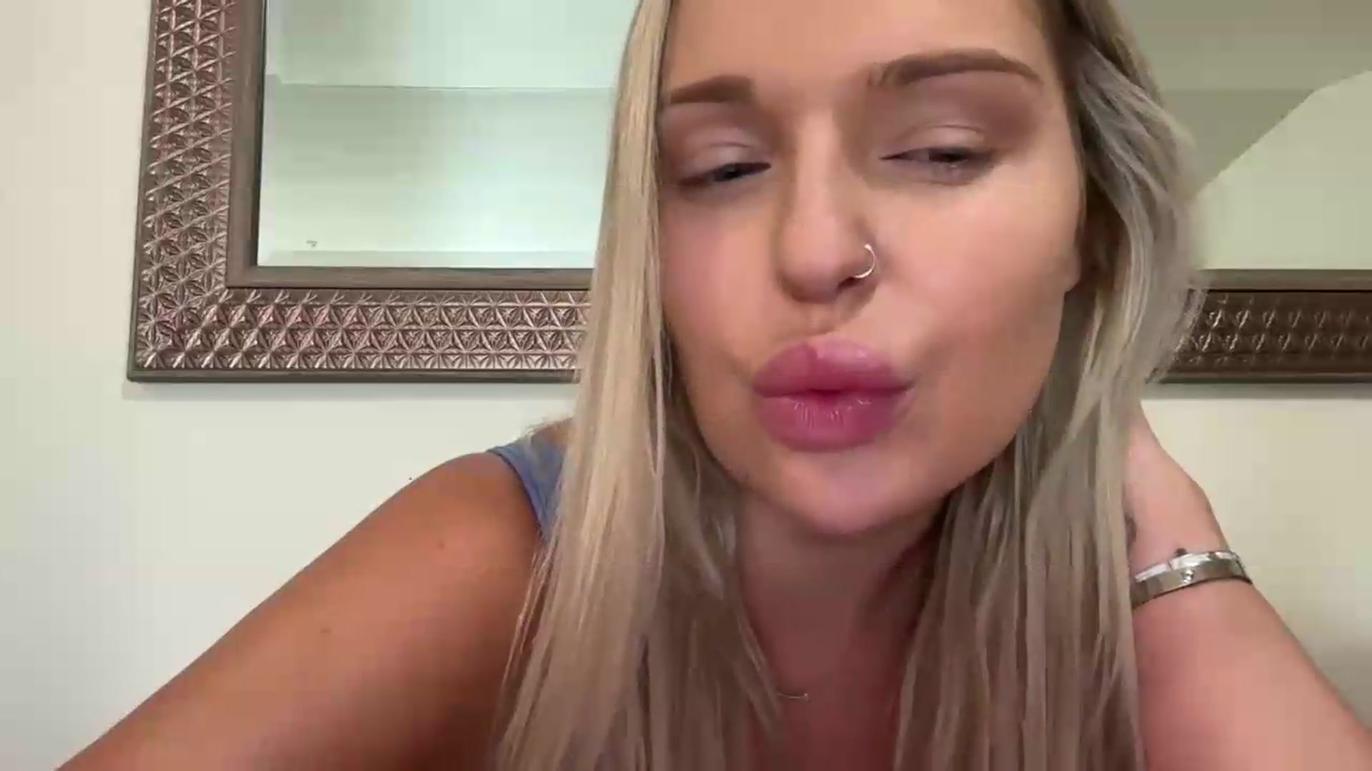 Gallery image thumbnail from KissMyTitsPls's myfreecams stream on, 07/26/2026, 19:31 image 11 of 20