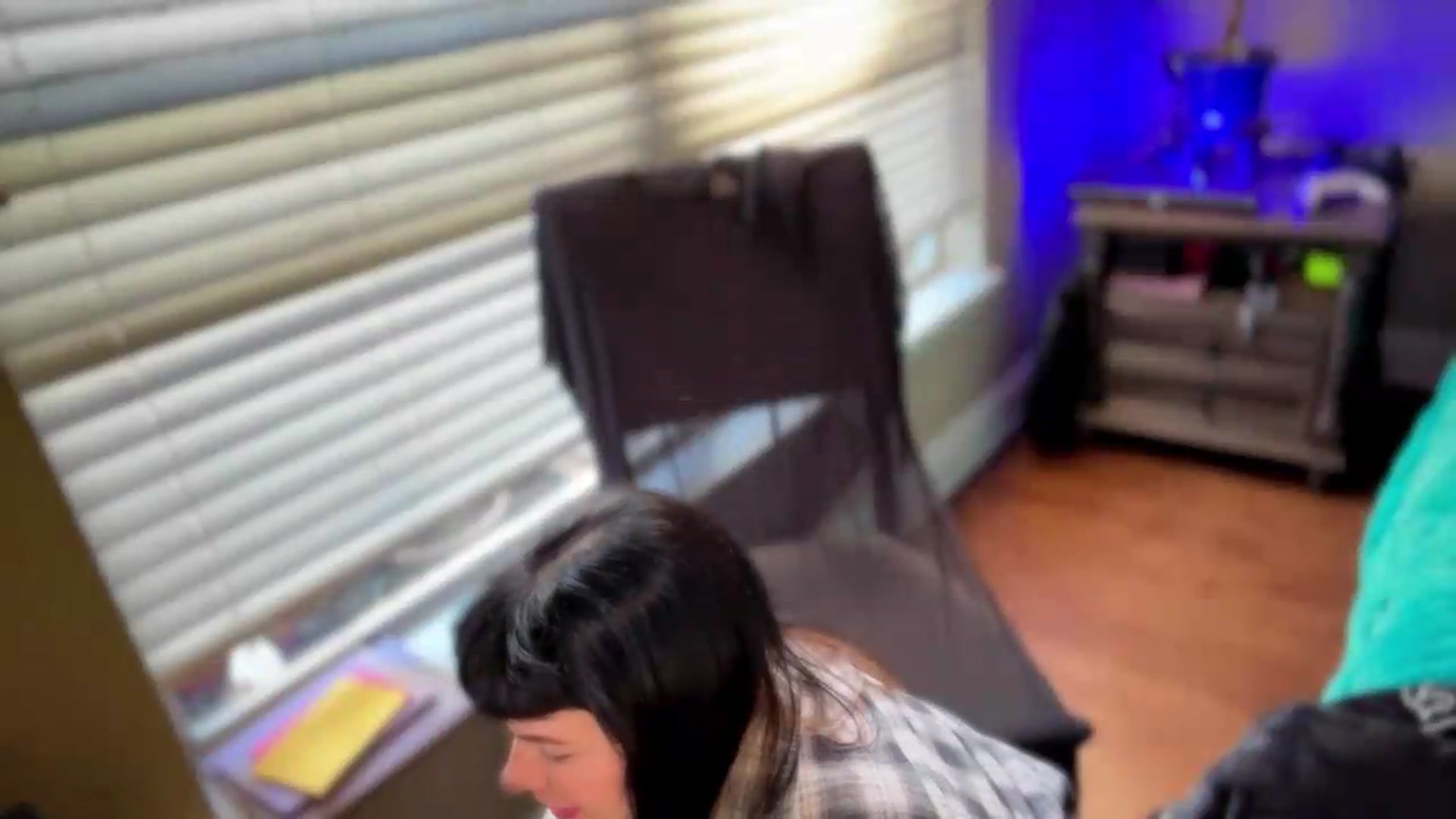 Gallery image thumbnail from KissMyTulips's myfreecams stream on, 07/16/2026, 11:20 image 18 of 20