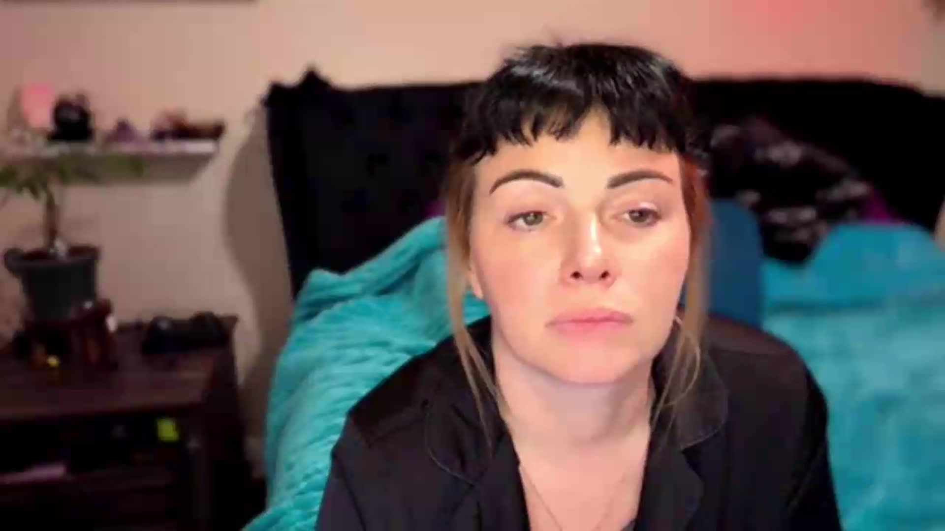 Gallery image thumbnail from KissMyTulips's myfreecams stream on, 07/17/2026, 01:36 image 7 of 20