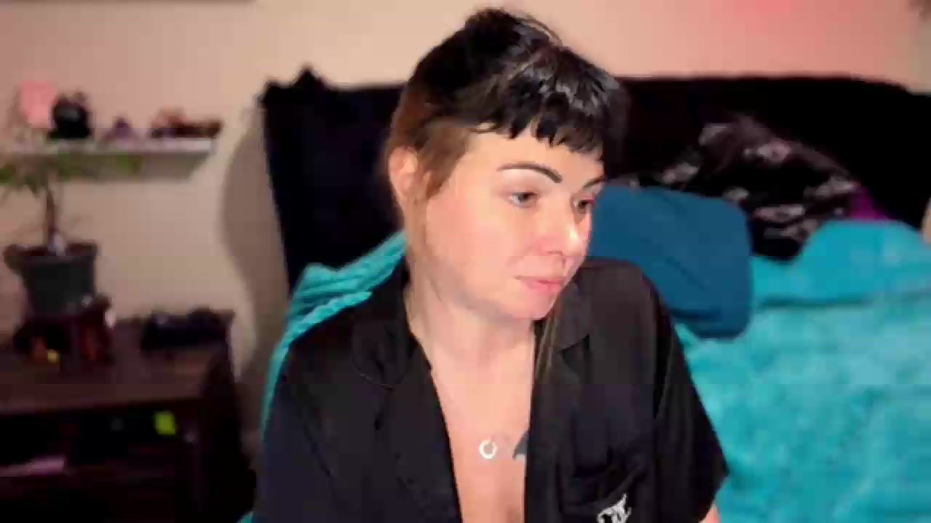 Gallery image thumbnail from KissMyTulips's myfreecams stream on, 07/17/2026, 01:36 image 6 of 20