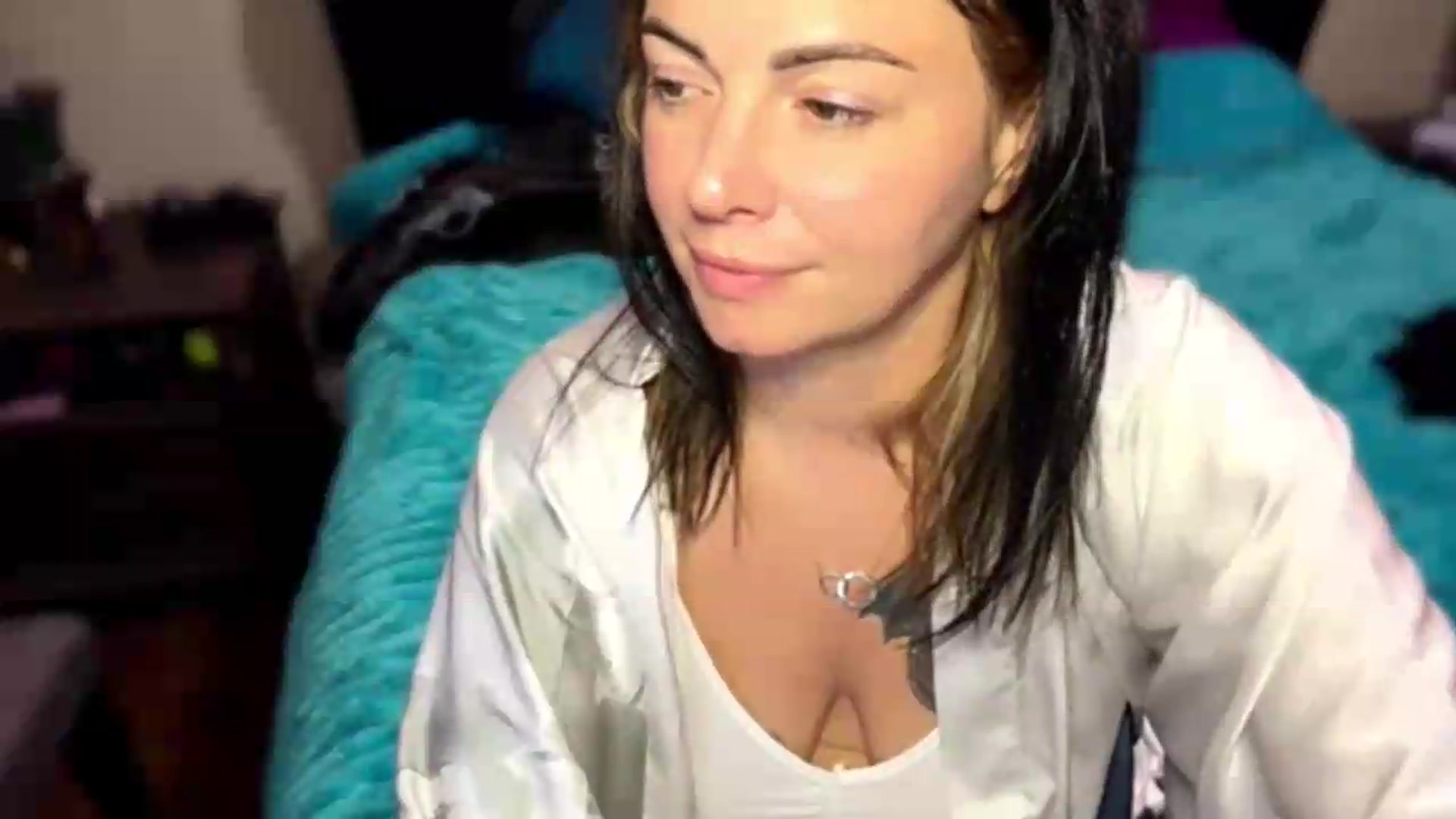 Gallery image thumbnail from KissMyTulips's myfreecams stream on, 07/17/2026, 03:00 image 17 of 20