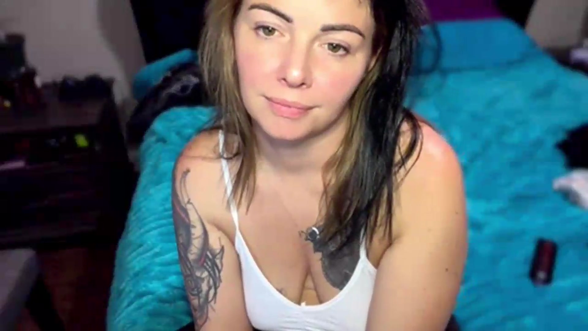 Gallery image thumbnail from KissMyTulips's myfreecams stream on, 07/17/2026, 03:00 image 14 of 20