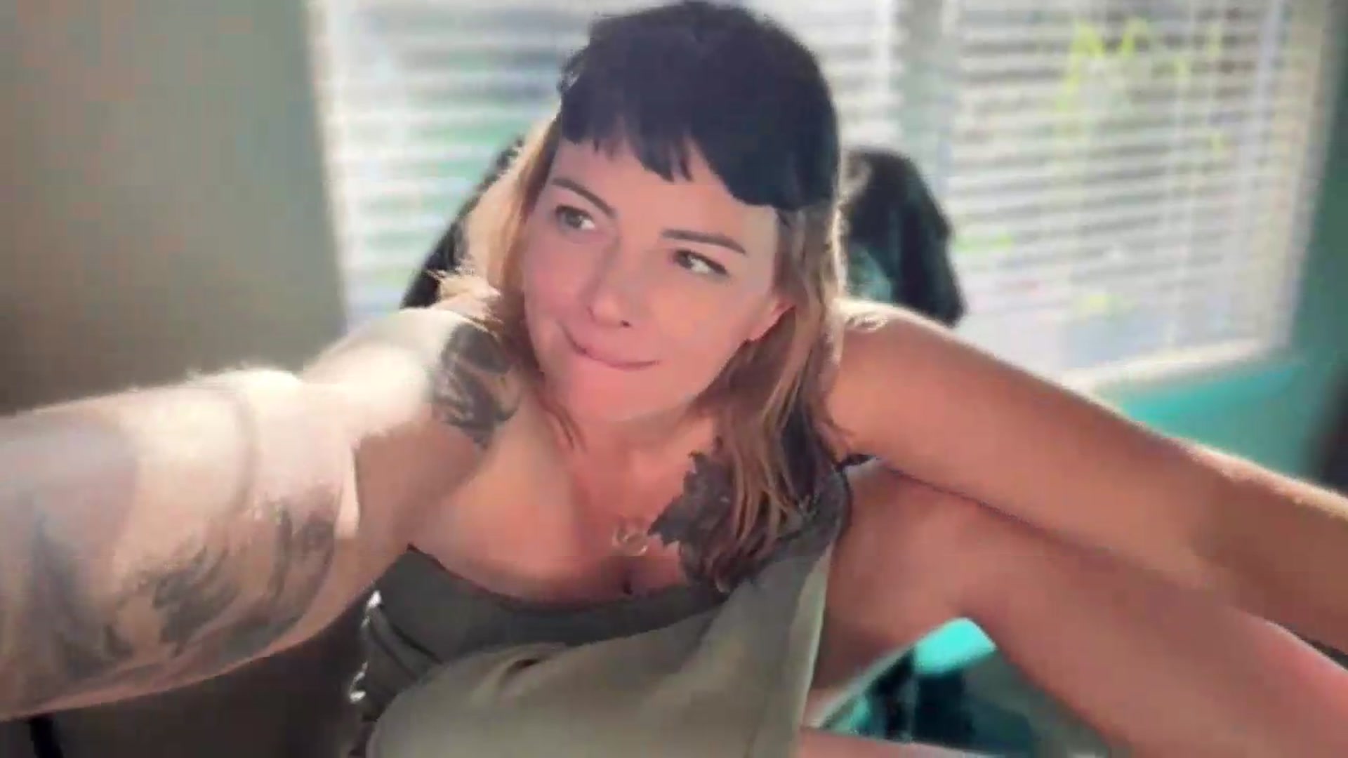 Gallery image thumbnail from KissMyTulips's myfreecams stream on, 07/18/2026, 12:18 image 7 of 20