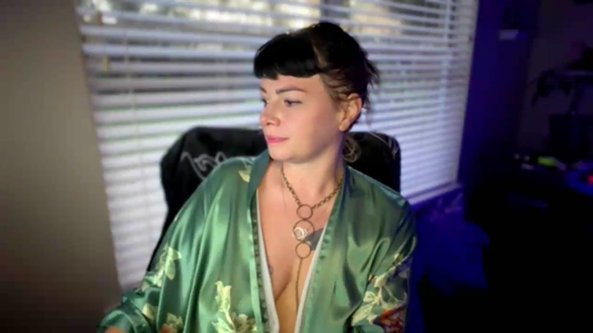 Gallery image thumbnail from KissMyTulips's myfreecams stream on, 07/29/2026, 10:44 image 19 of 20