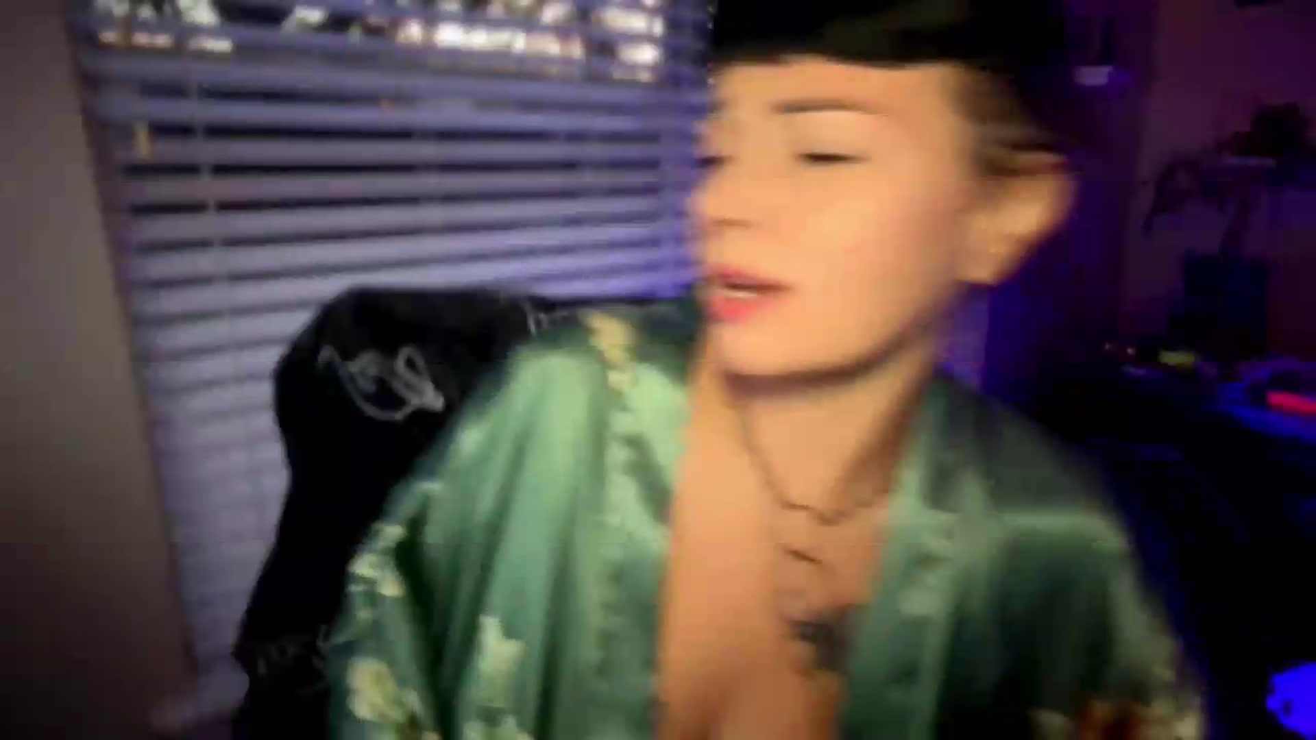 Gallery image thumbnail from KissMyTulips's myfreecams stream on, 07/29/2026, 10:44 image 16 of 20