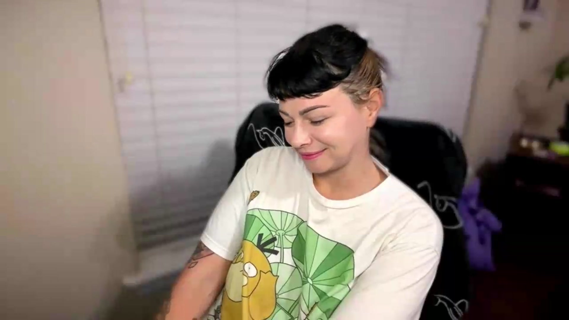 Gallery image thumbnail from KissMyTulips's myfreecams stream on, 07/29/2026, 10:44 image 3 of 20